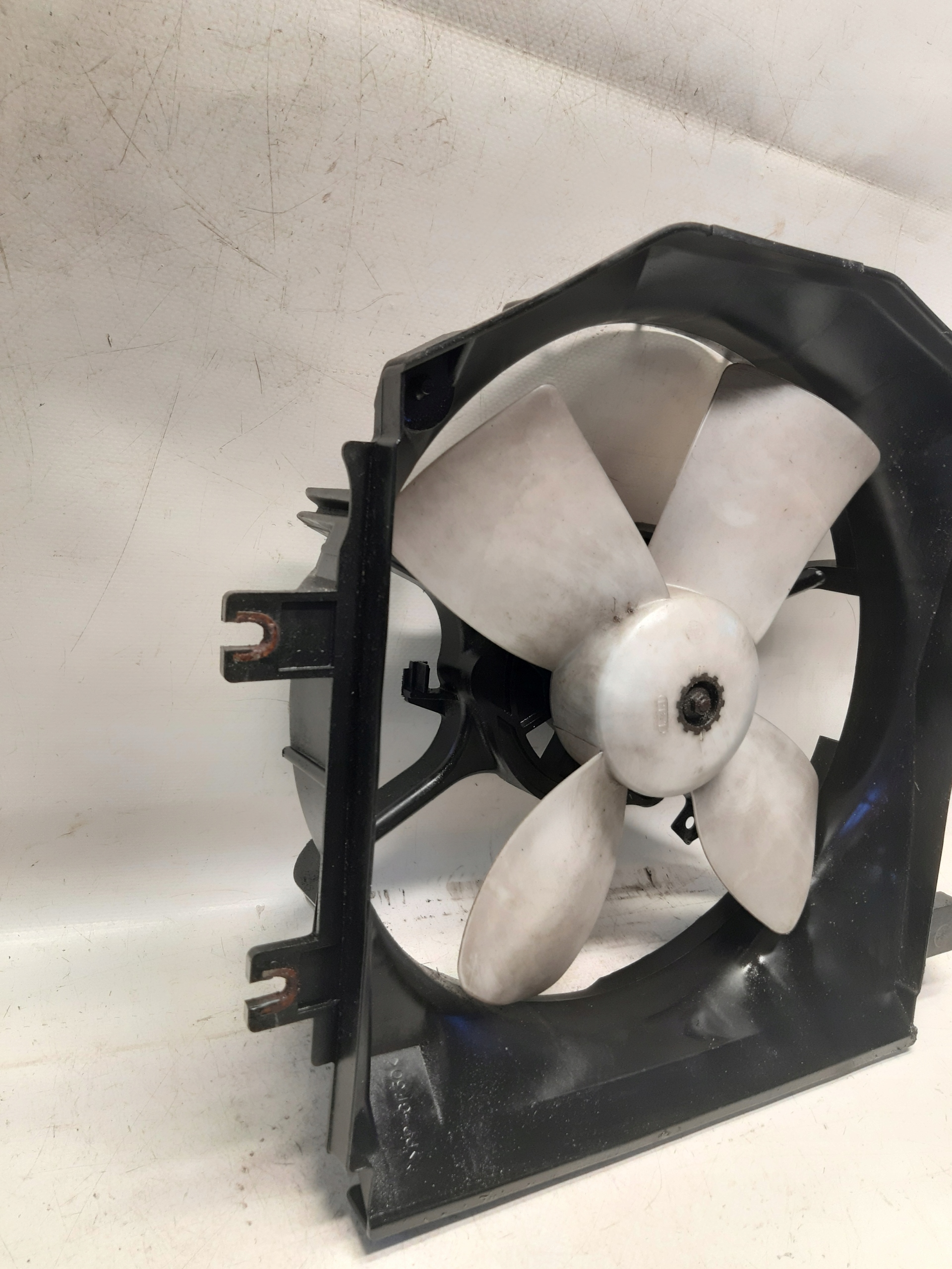 Ventola radiatore Mazda Premacy e 122750-5422