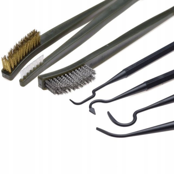 ZESTAW SZCZOTEK DO CZYSZCZENIA TŁUMIKA 7 elementów Producent WM