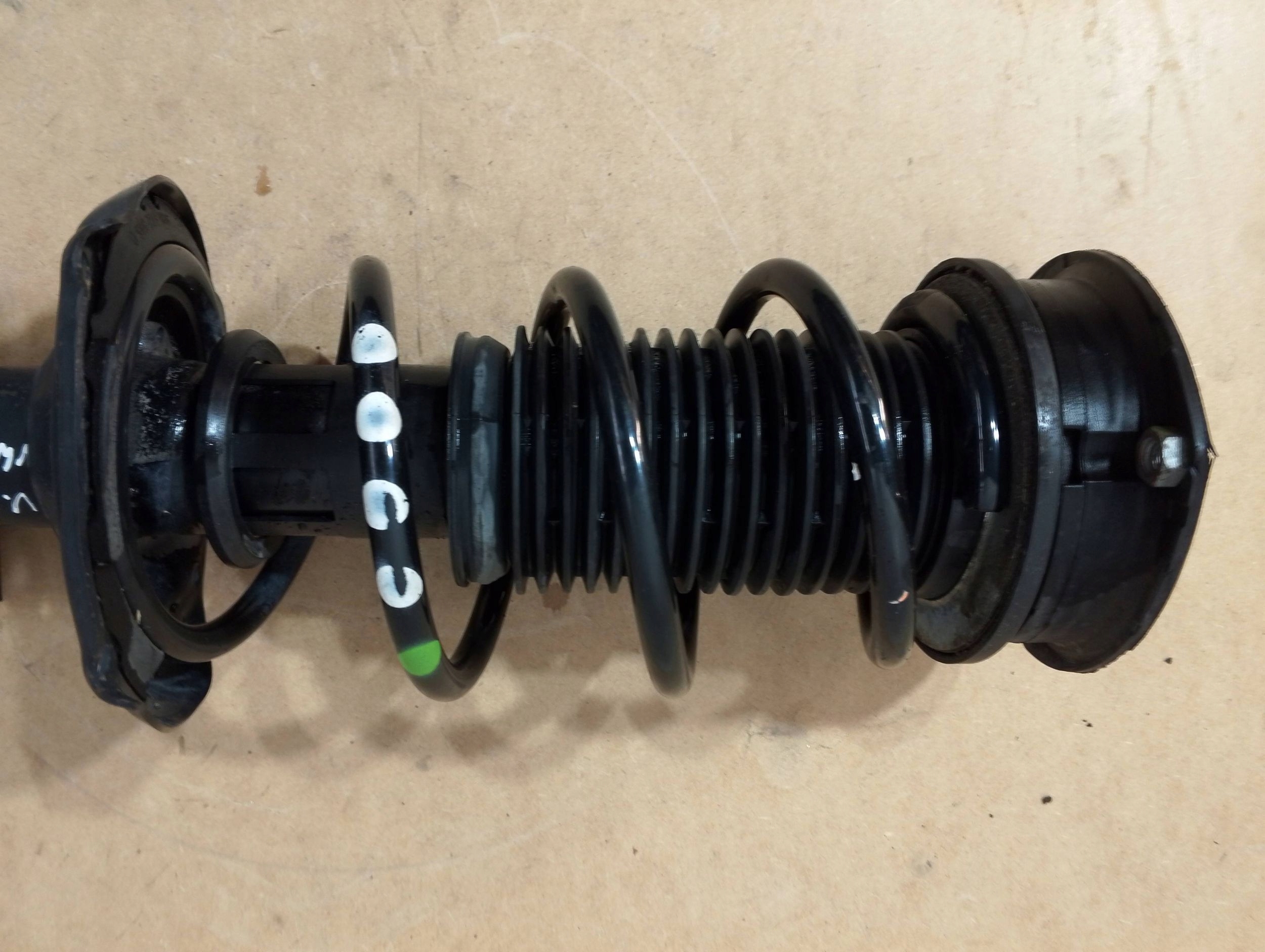 Volkswagen VW TAIGO 6Q0412141C shock absorber McPherson right front front