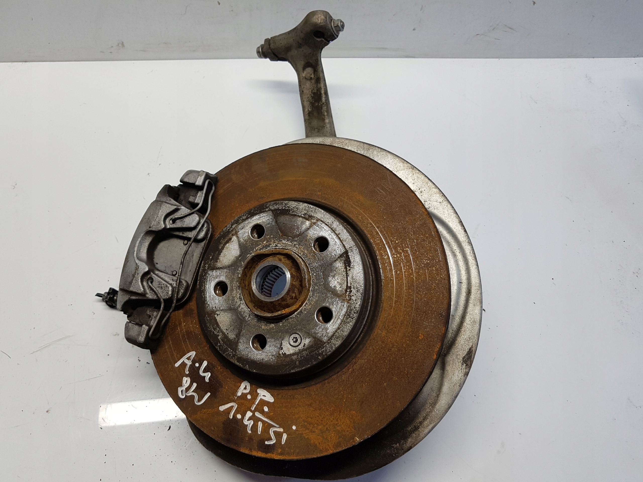 AUDI A4 B9 8W 1.4 TFSI swing right front