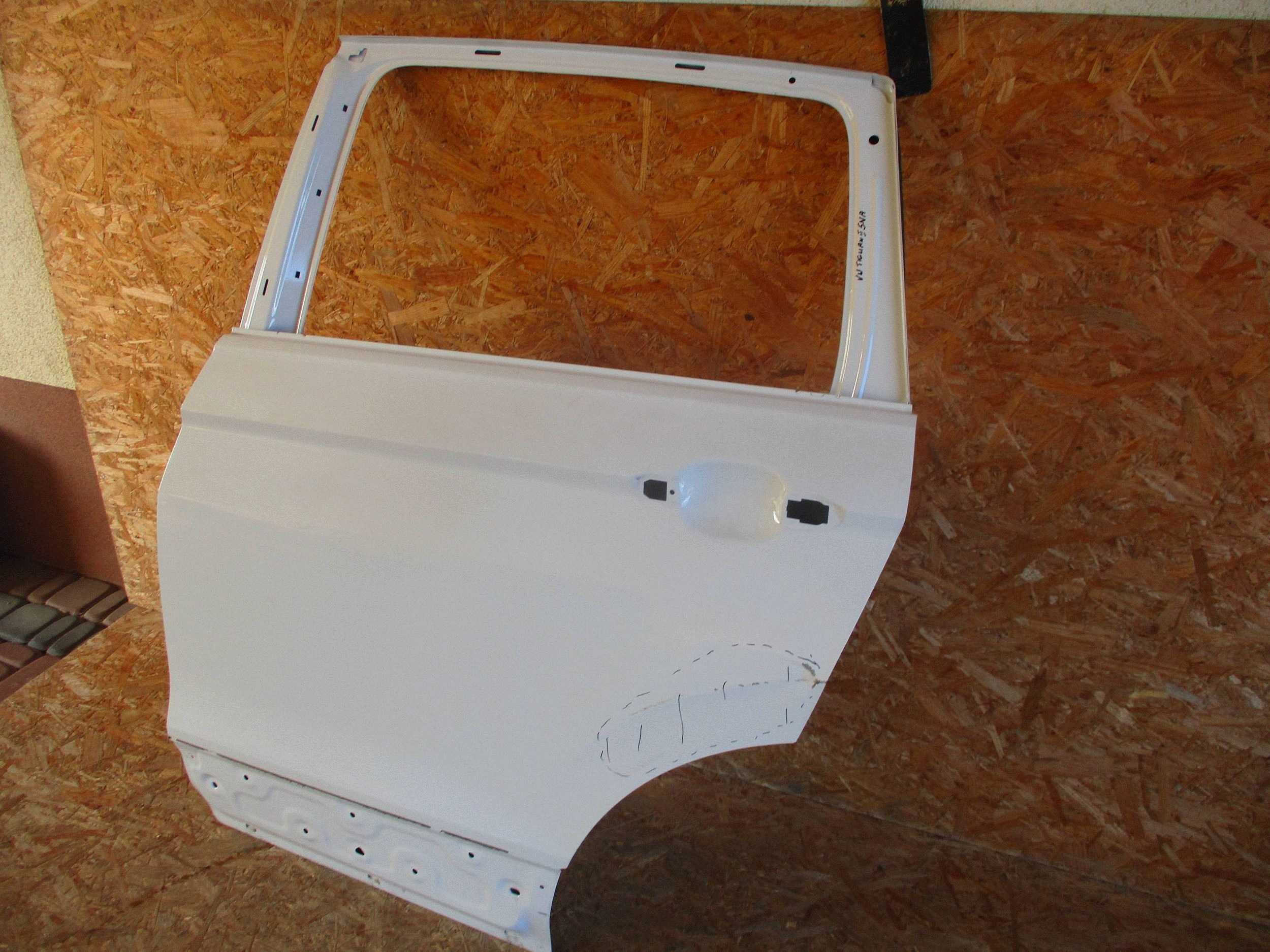 door rear part rear. left VW TIGUAN II 5NA