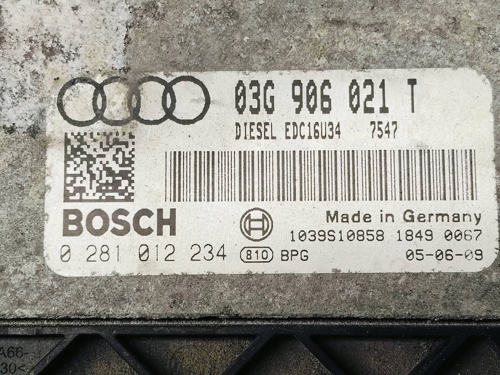 control unit of the engine BOSCH Audi A3 8P 2.0 TDI 03G906021T