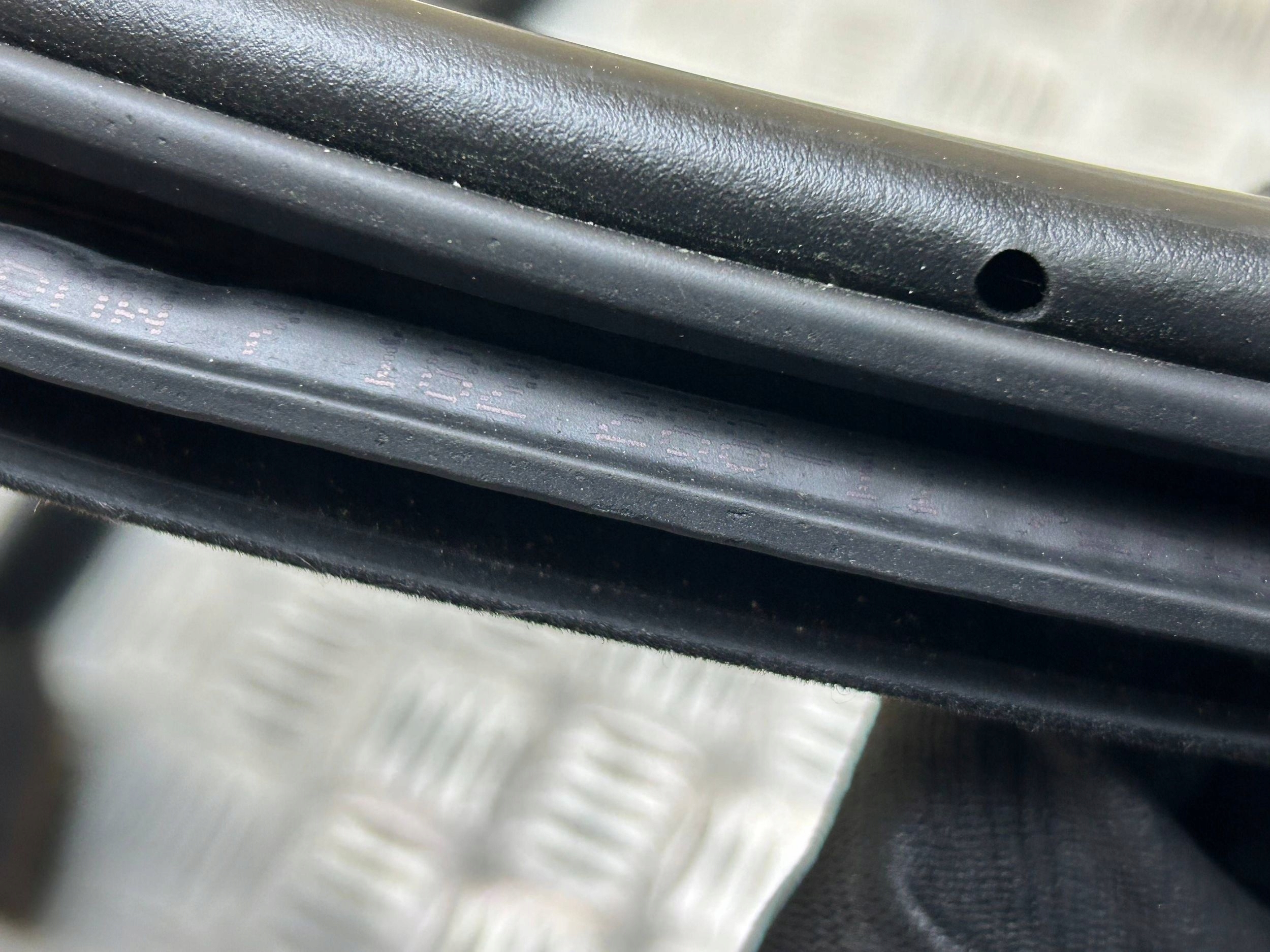 Dichtsatz Tür tylnych BMW 5 F10 2013 7182288