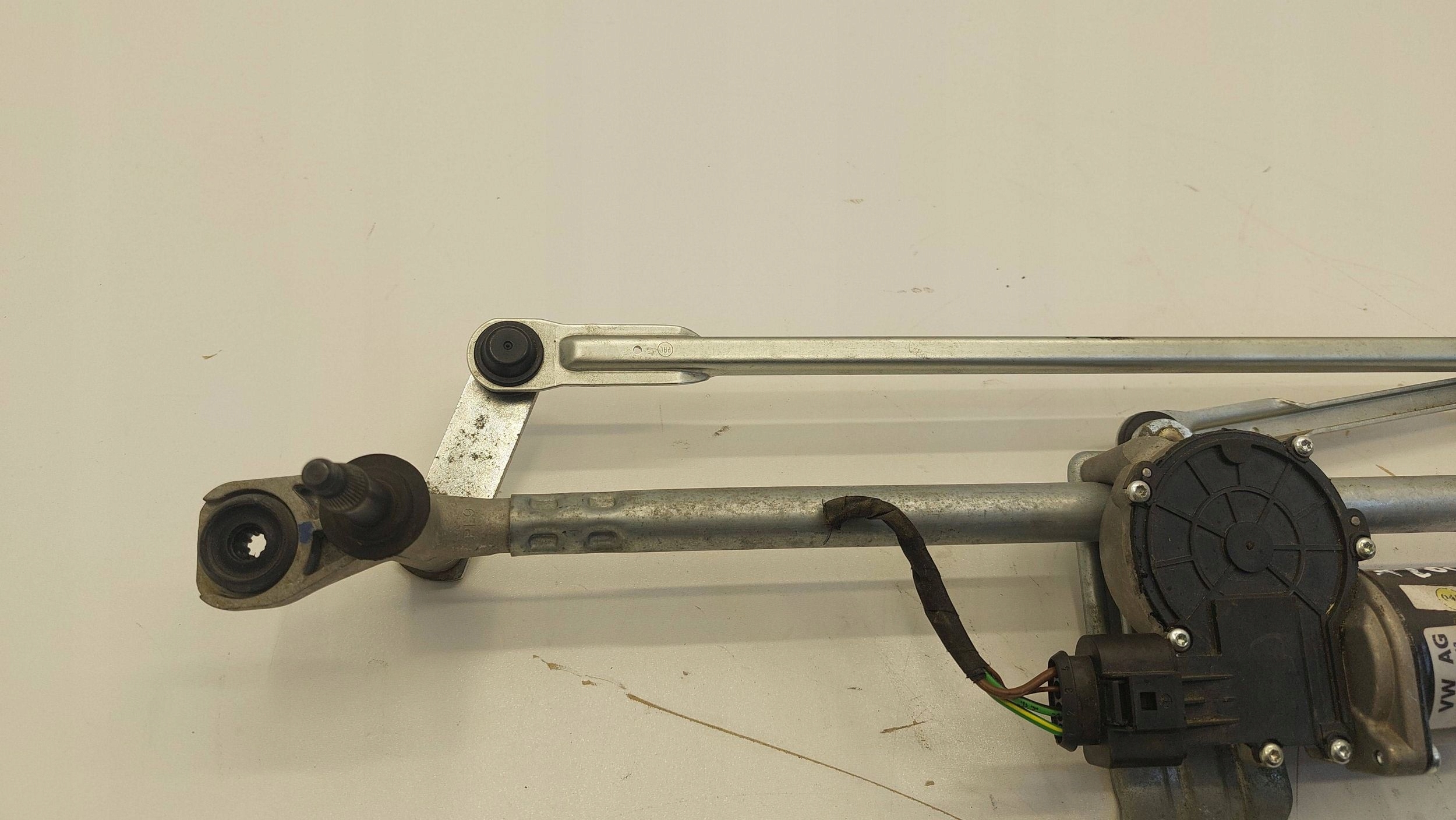 VW T-ROC wiper mechanism front 2GA955023 2GA955113