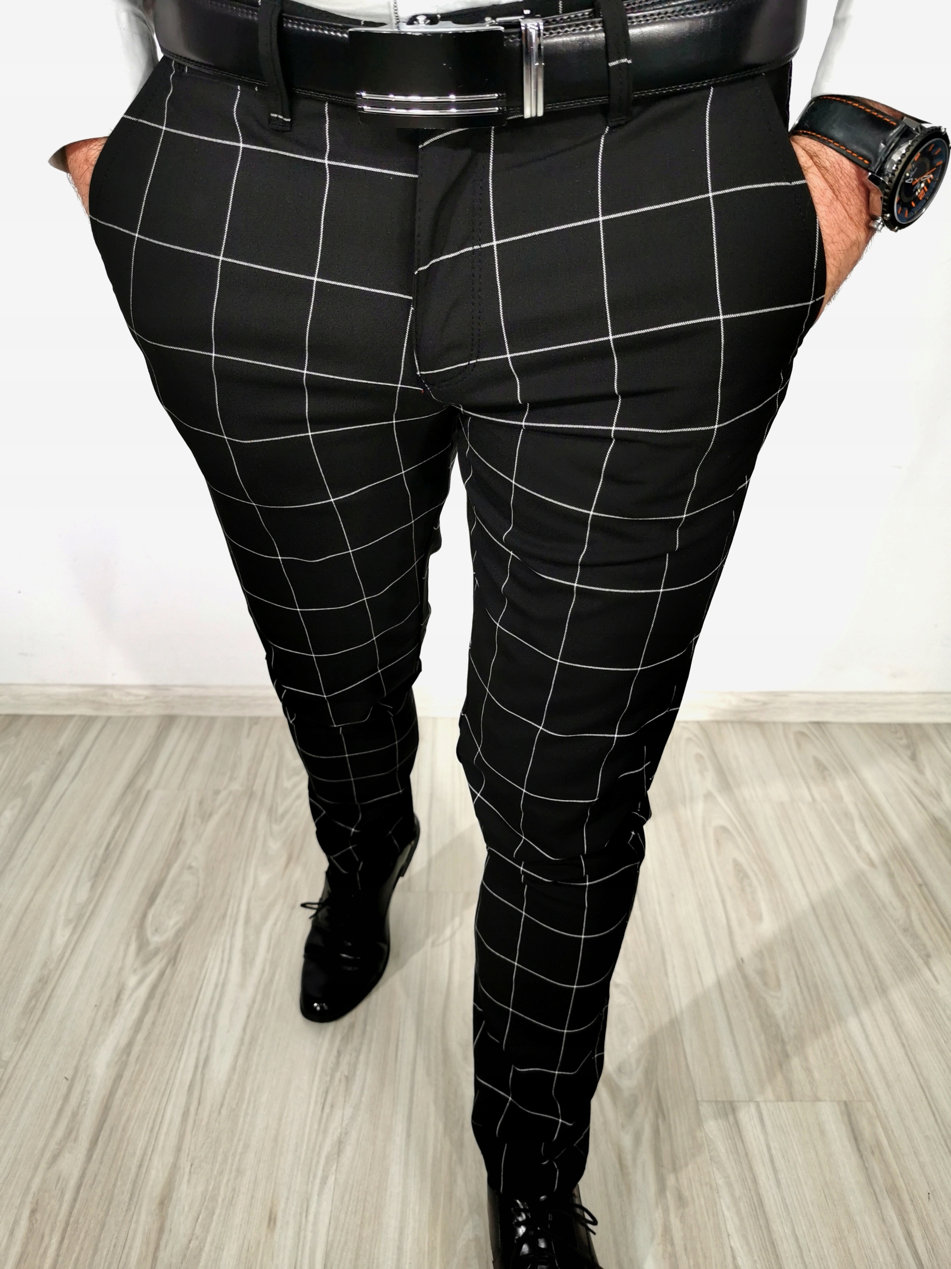 Pánské černé elegantní kostkované kalhoty typu slim Dis 40