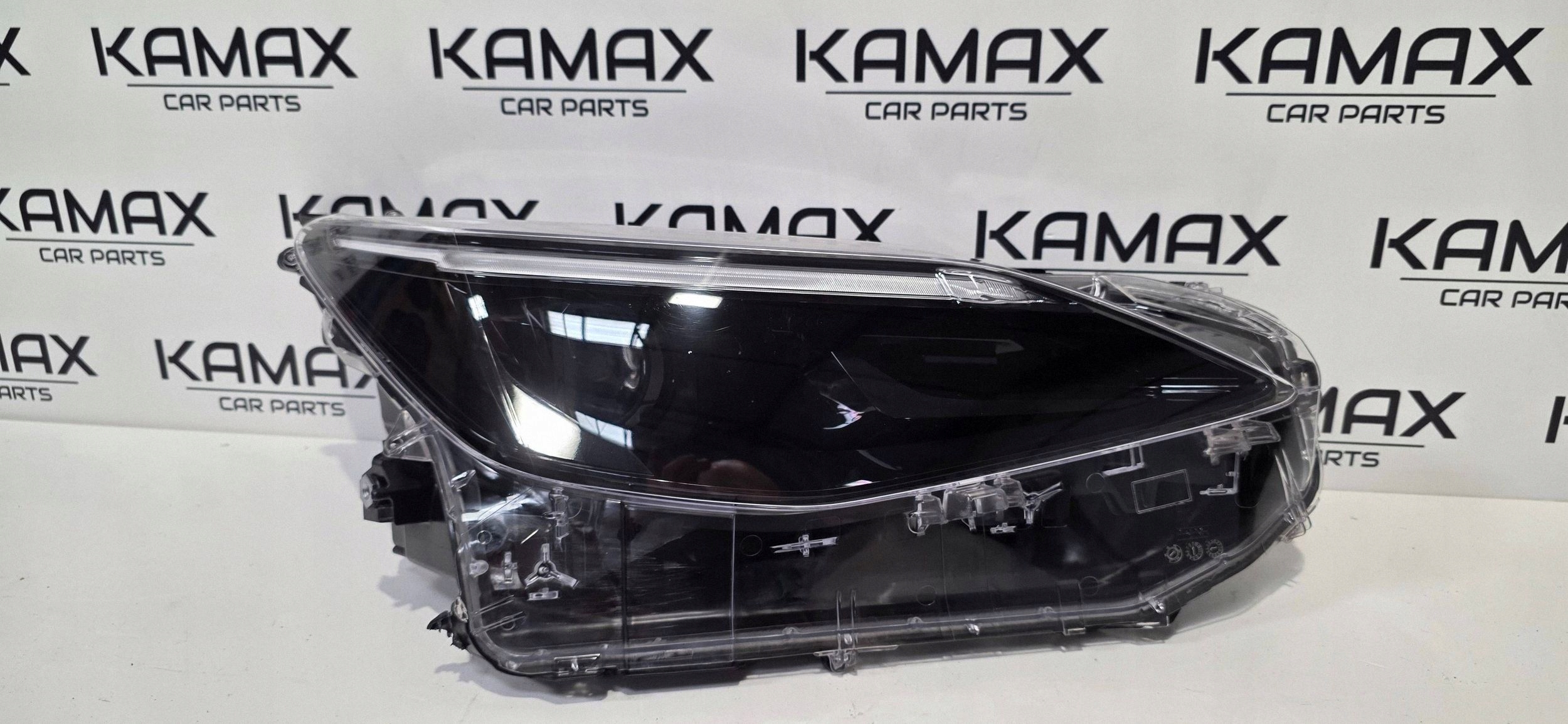 Reflektor right side Toyota Yaris Cross KOITO0D310