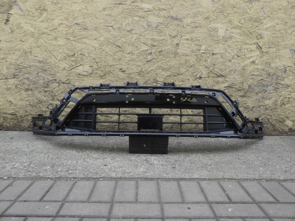 POLESTAR IV 4 23- front bumper grid