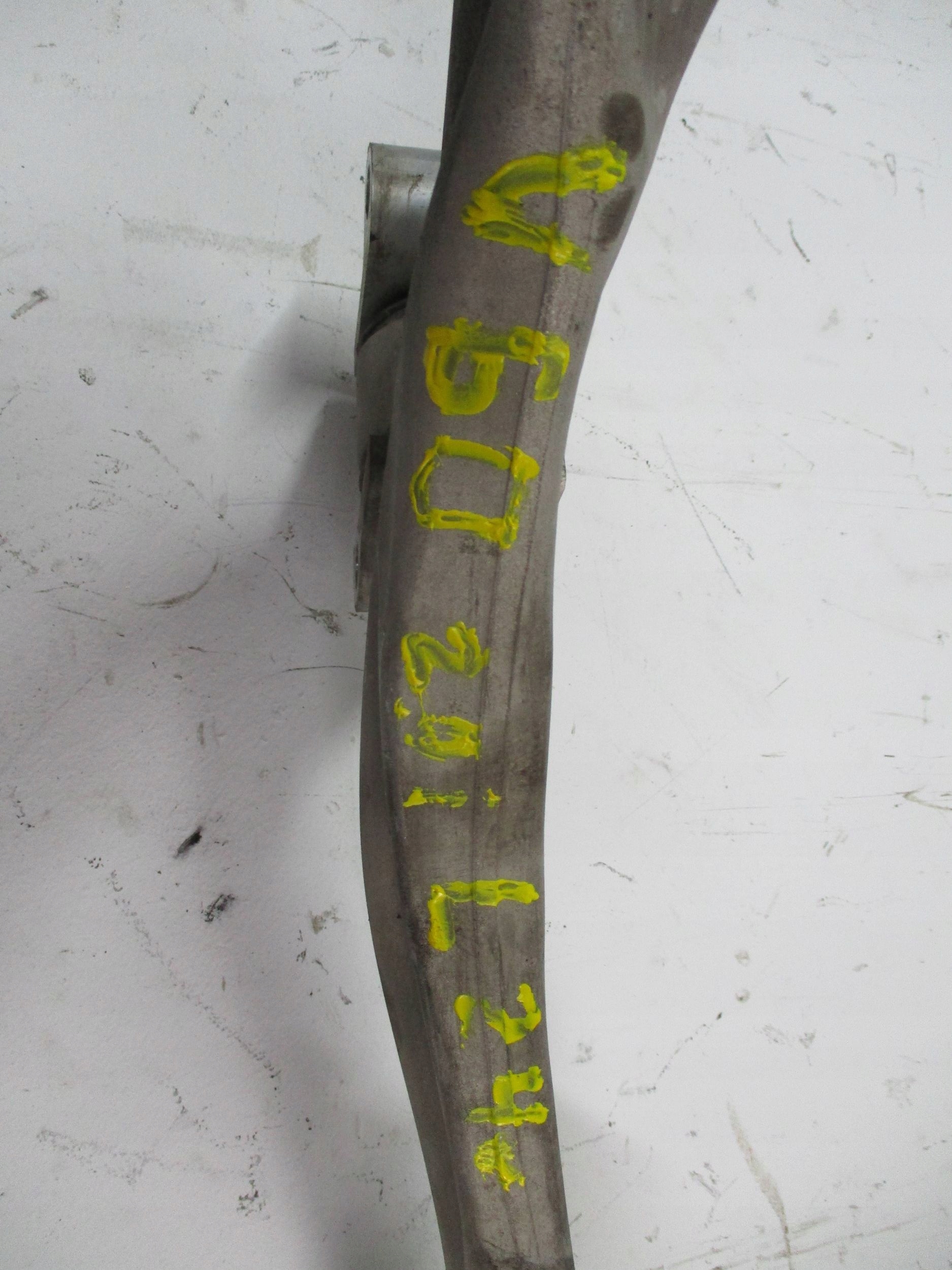 arm front front left VOLVO V60 II 24R