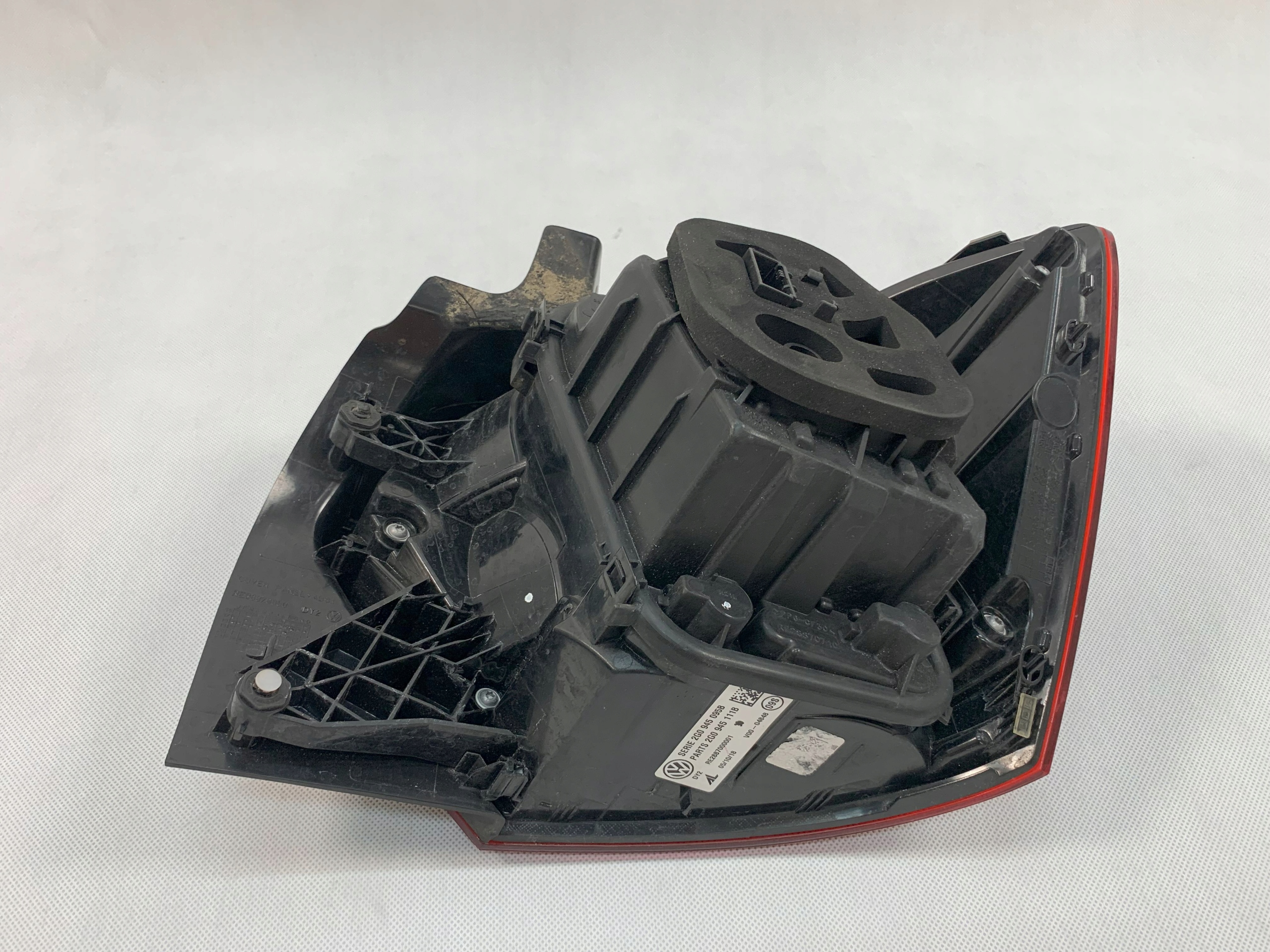 light left rear Volkswagen VW Polo 17r 2017 2G0945095B 06.25