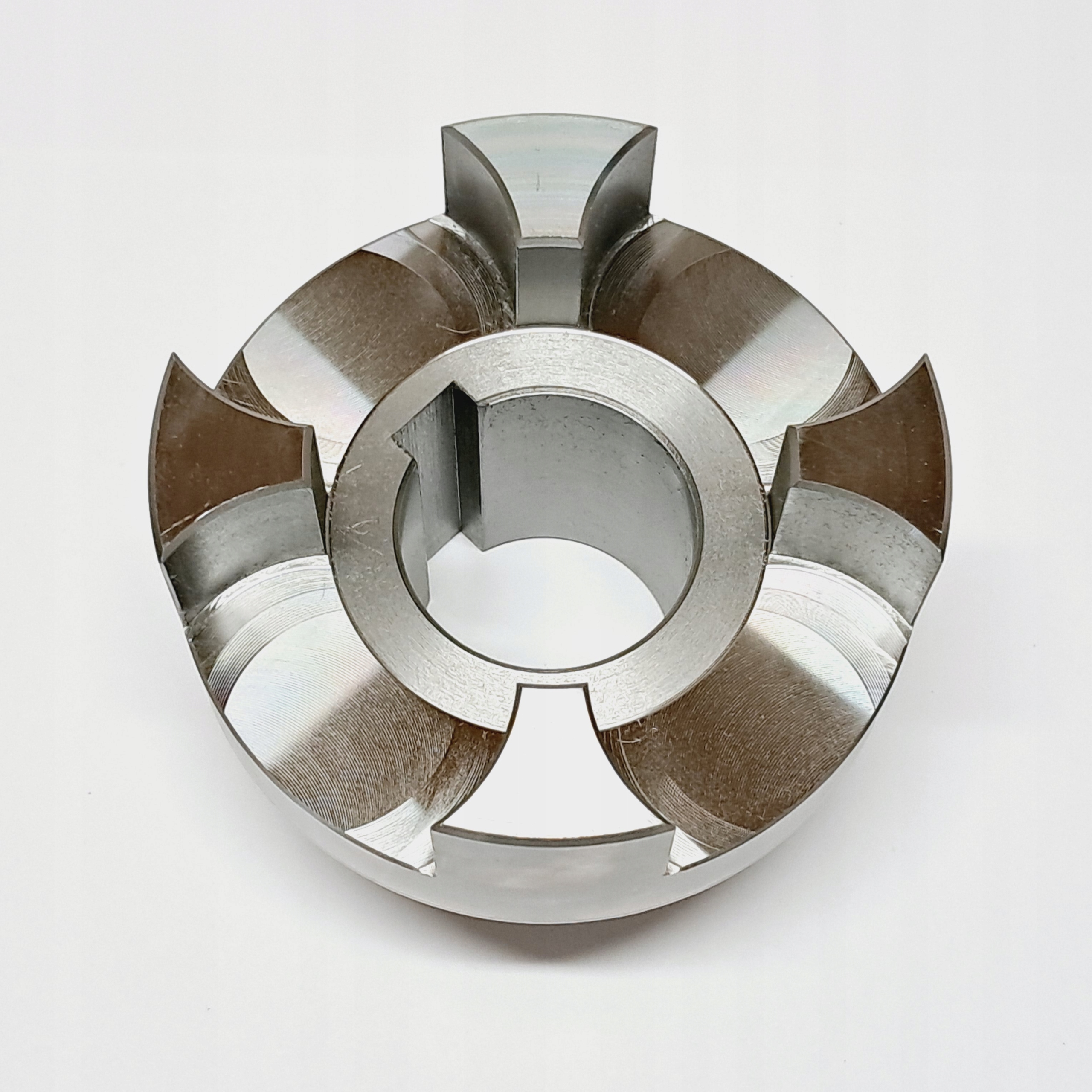 Spojka průměru 105 mm s otvorem fi42 w12 polovina fi105 L140