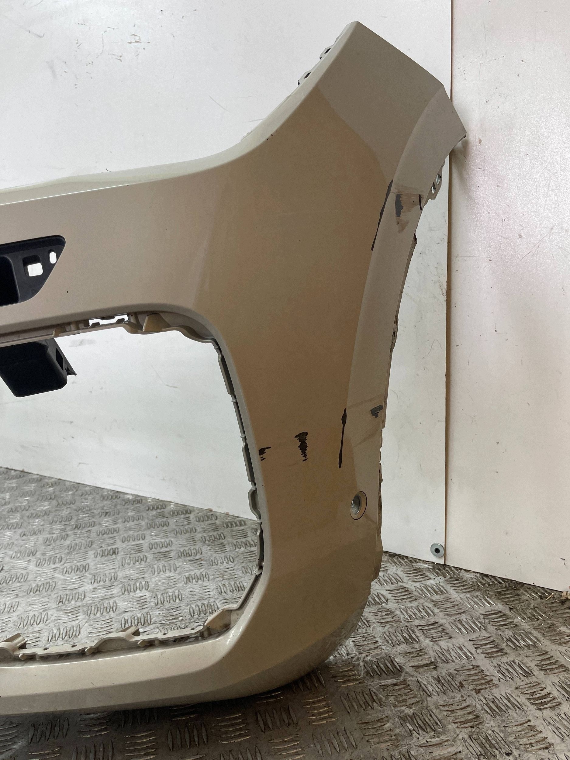 front bumper front VOLKSWAGEN TOUAREG III 3 760 R-LINE