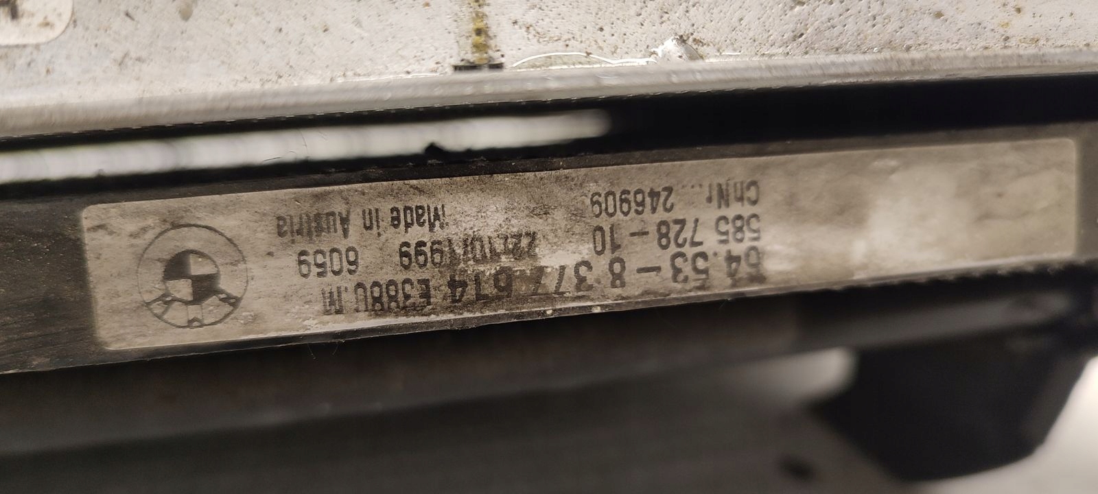 chladič vody klimatizaci BMW E46 Coupe 2,5