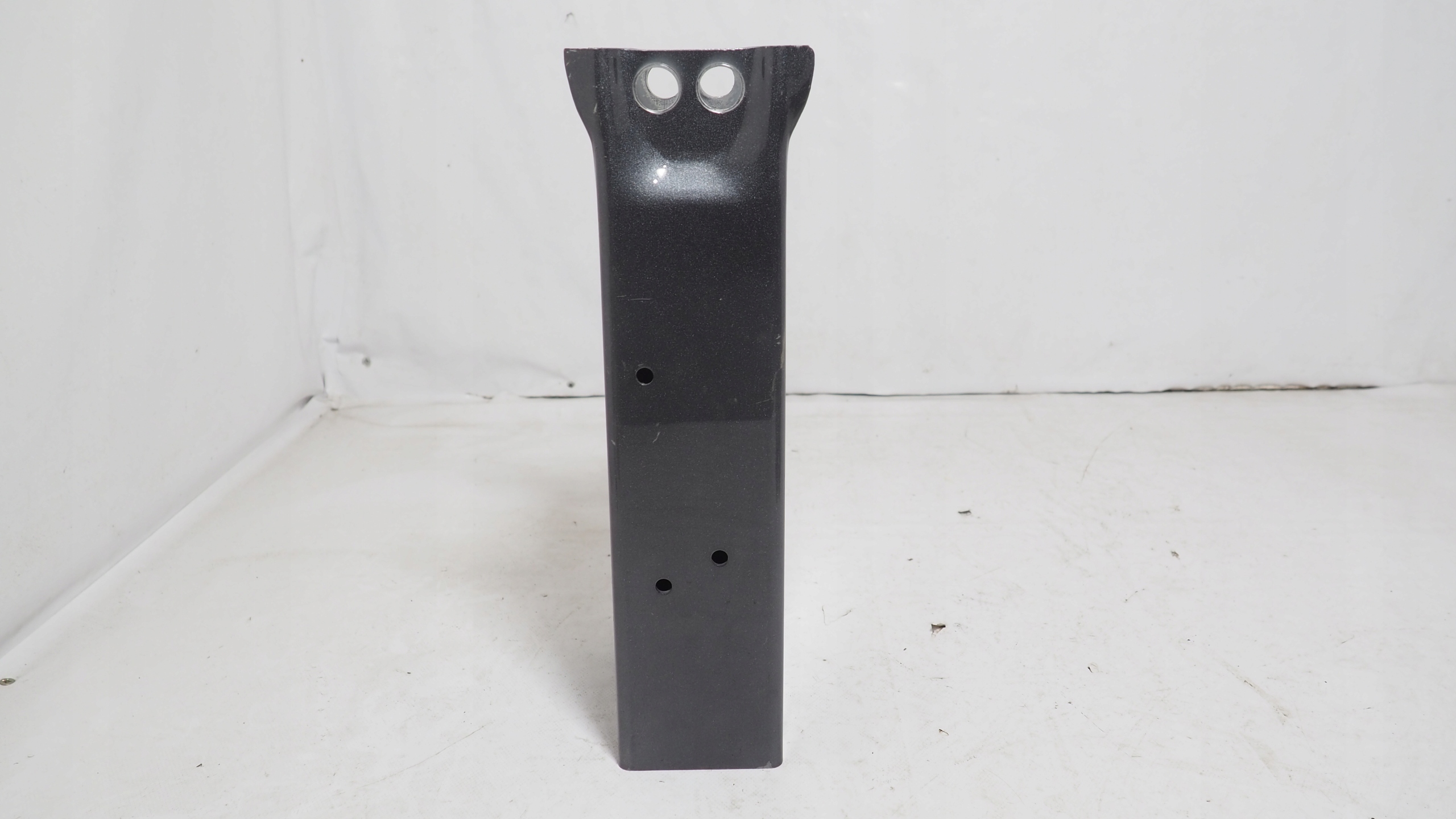 Jaguar F Pace XE beam tips right front