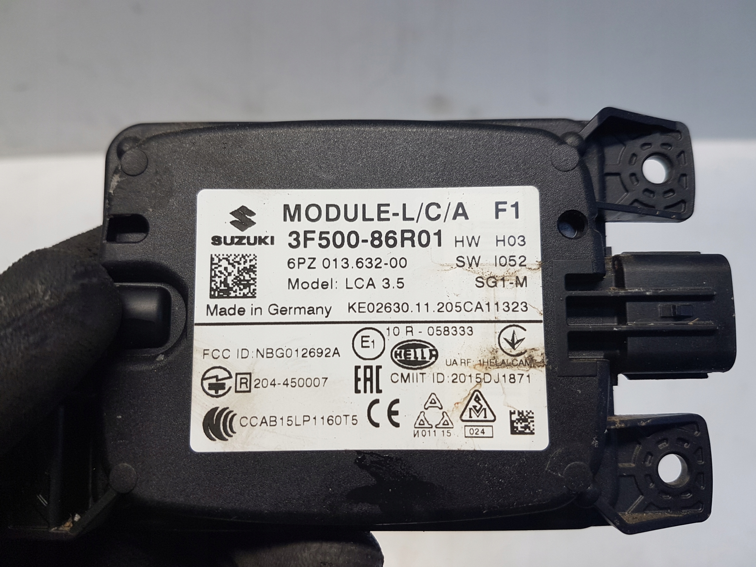 SUZUKI VITARA III LIFT sensor supports RUCHU SENSOR RADAR right rear part