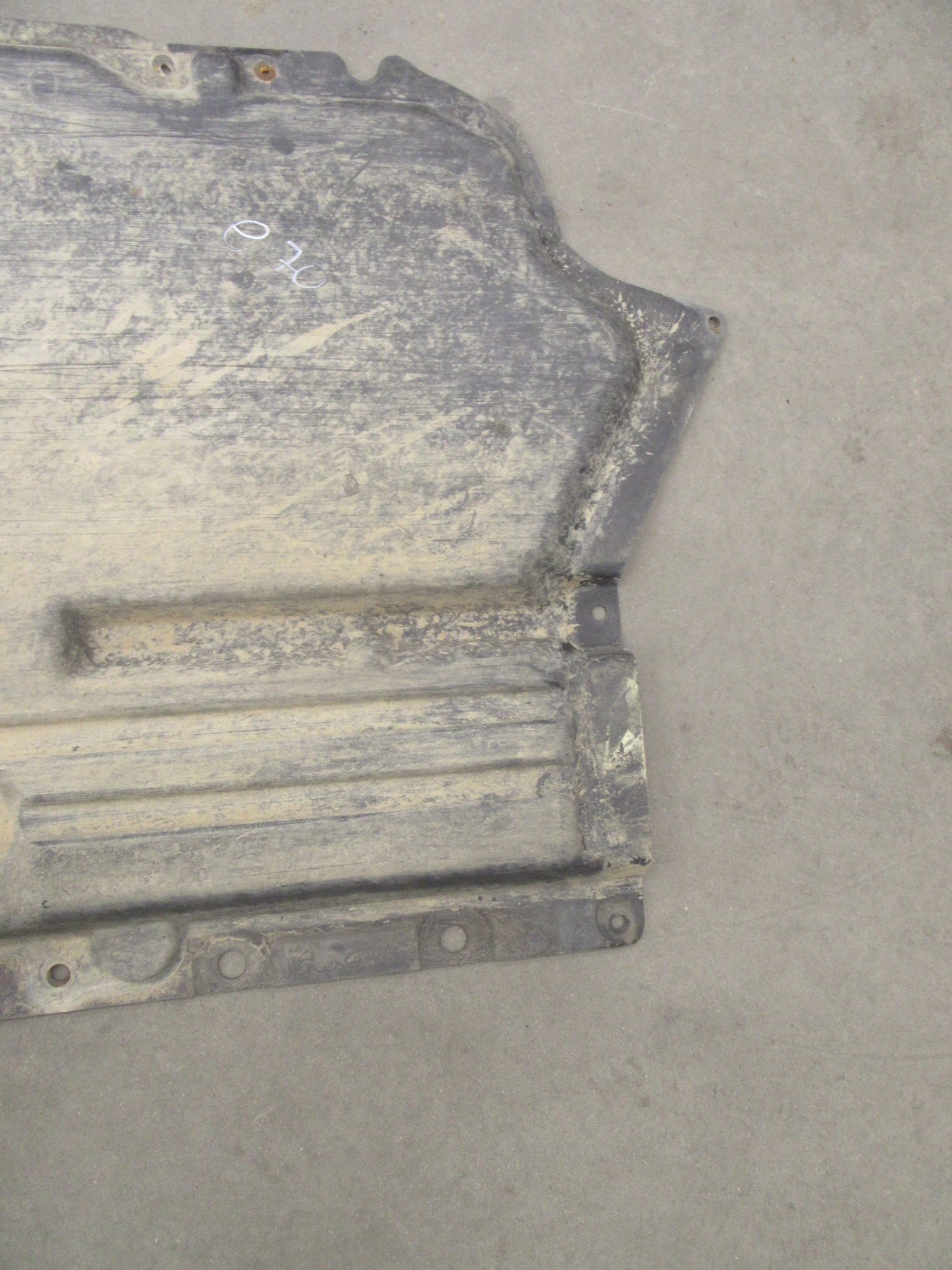 cover chassis left BMW e70 X5 e71 X6