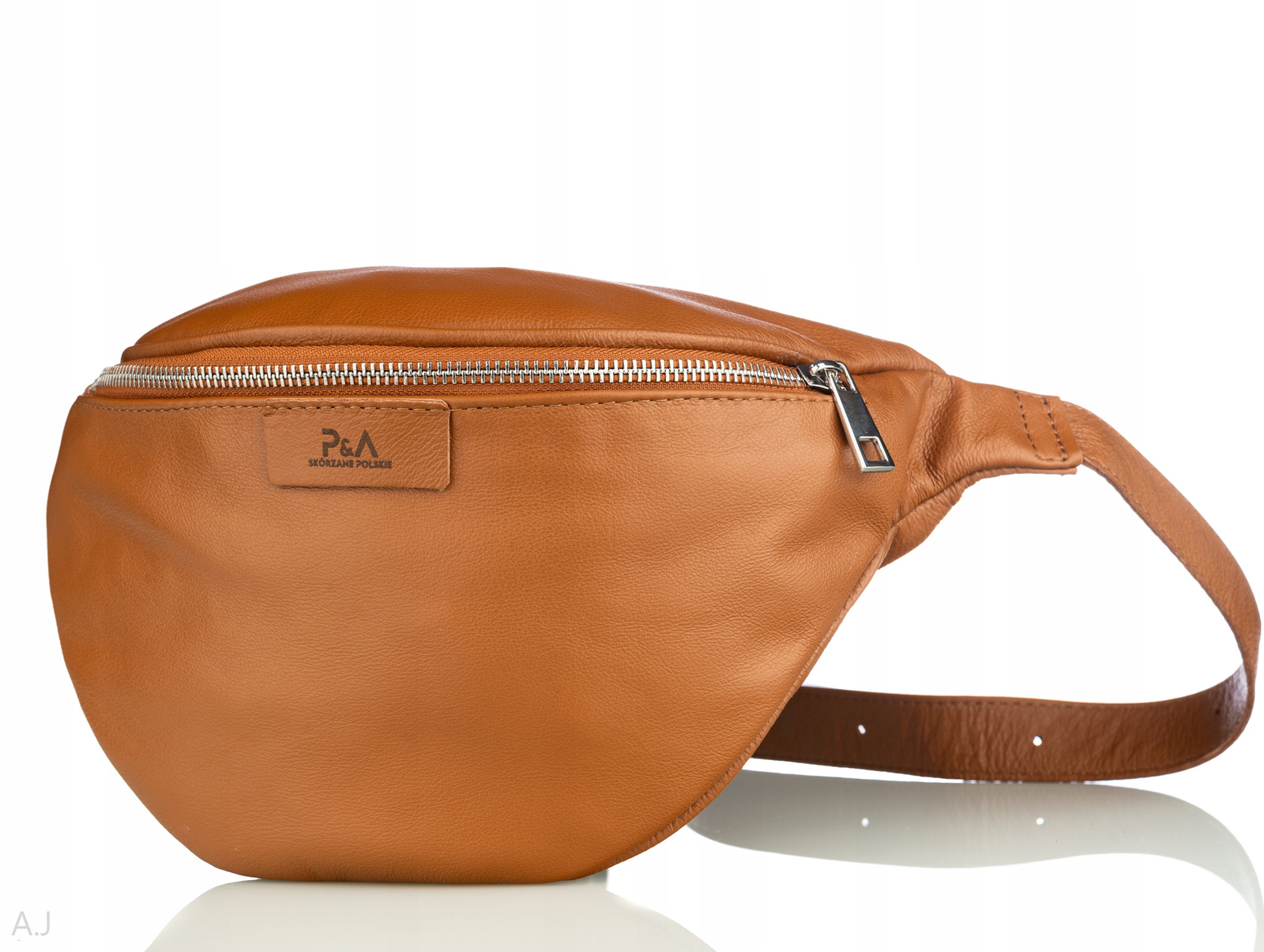 Dámská kožená ledvinka, kožená taška, crossbody na boky, prostorná