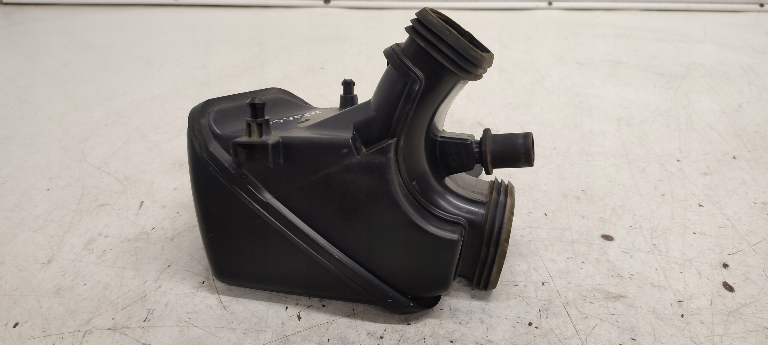 Rezonator 13337770 Opel Zafira C