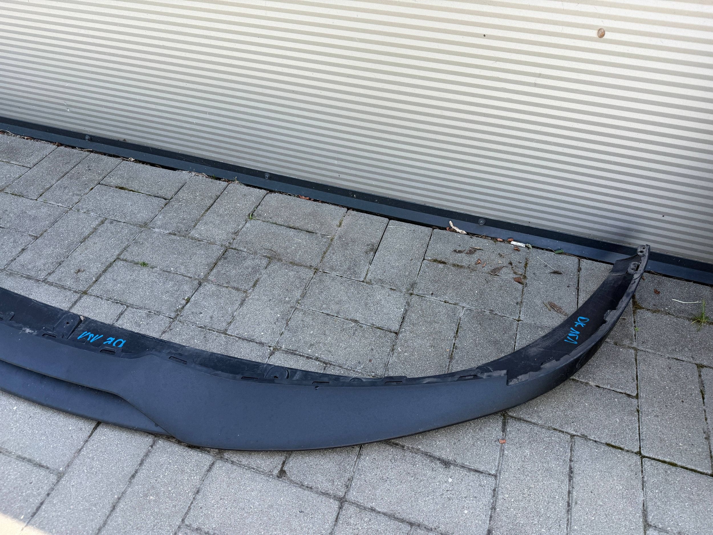 Porsche Taycan 9J spoiler nárazník předek předního