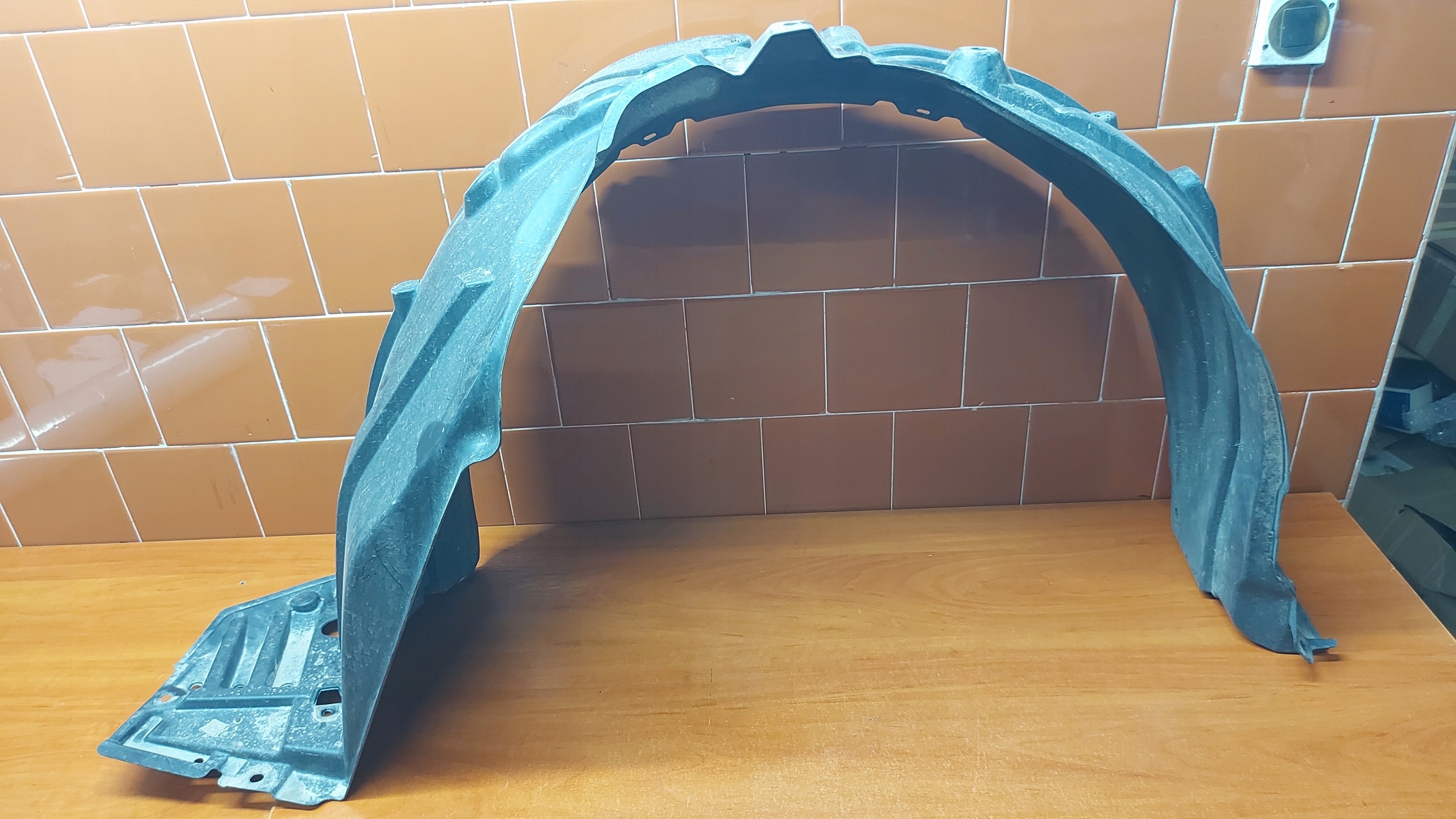 mudguard right right front front TOYOTA YARIS IV 20