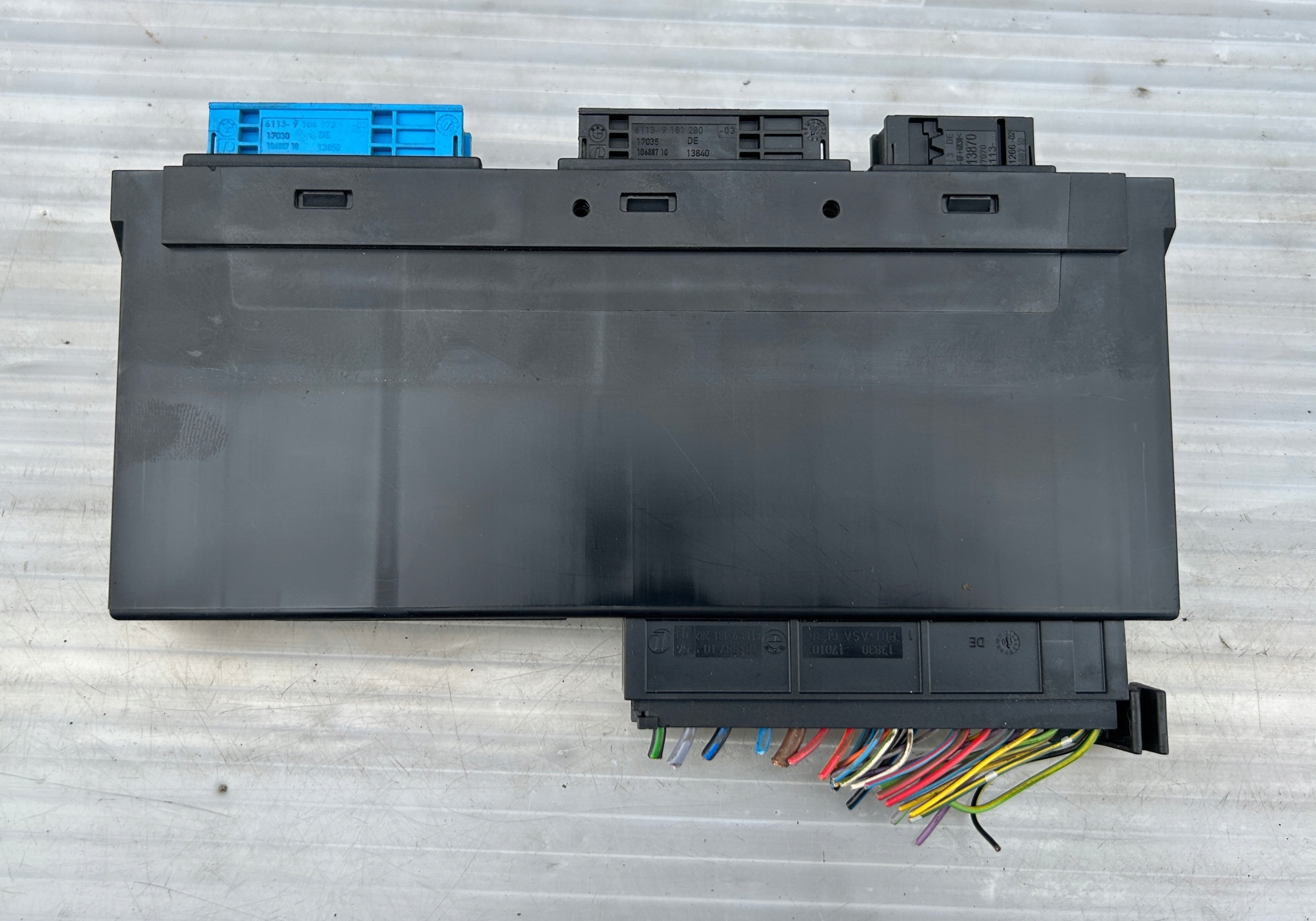 module control unit JUNCTIONBOX BMW 5 F10 F11 9228493