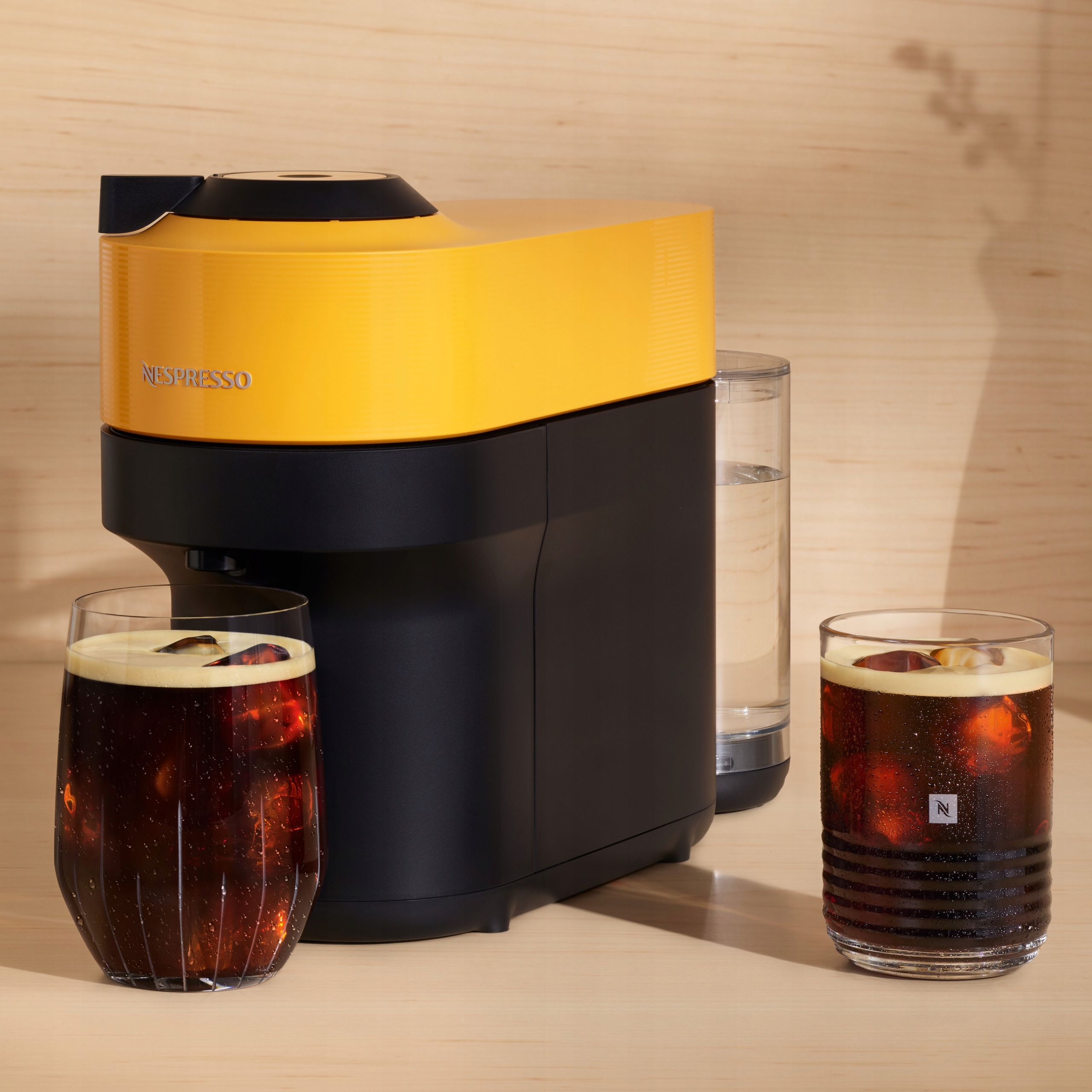 NESPRESSO EKSPRES DO KAWY NA KAPSUŁKI VERTUO POP KAPSUŁKOWY + 42 KAWY Moc 1260 W