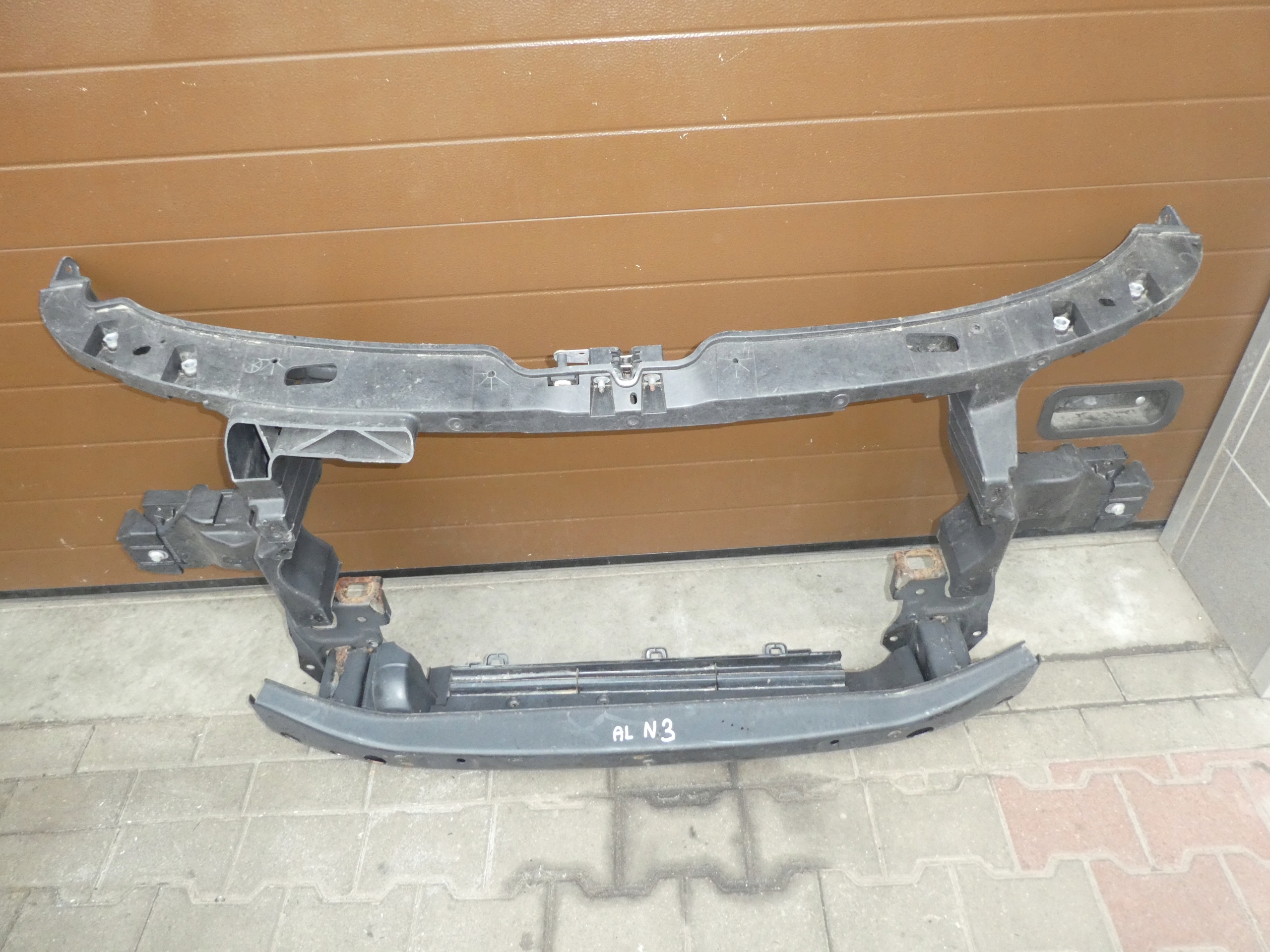 sider support panel for radiators pillar iron VW 7E0 T5