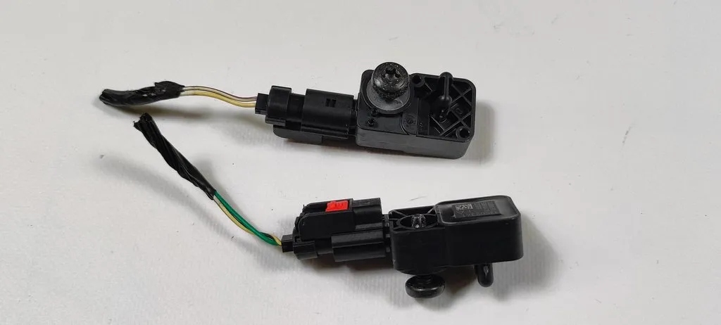 Датчик удару Шевроле Камаро ГМ 340806311