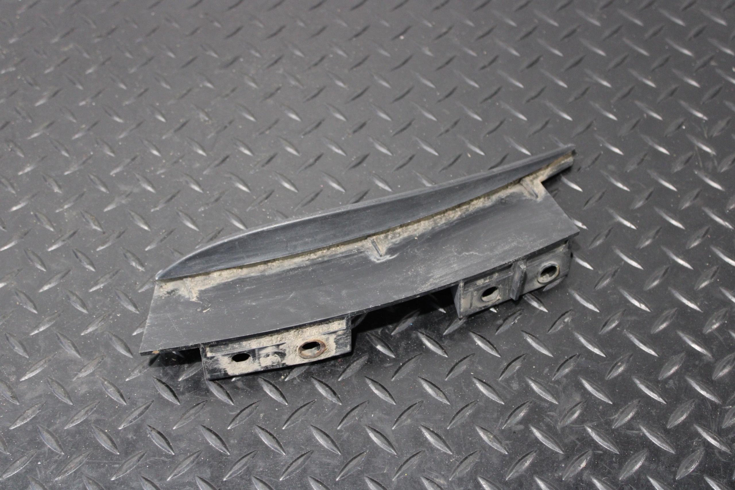 Blende Abdeckung Schmutzfänger JAGUAR F-PACE X761 HK83-291D01-AB