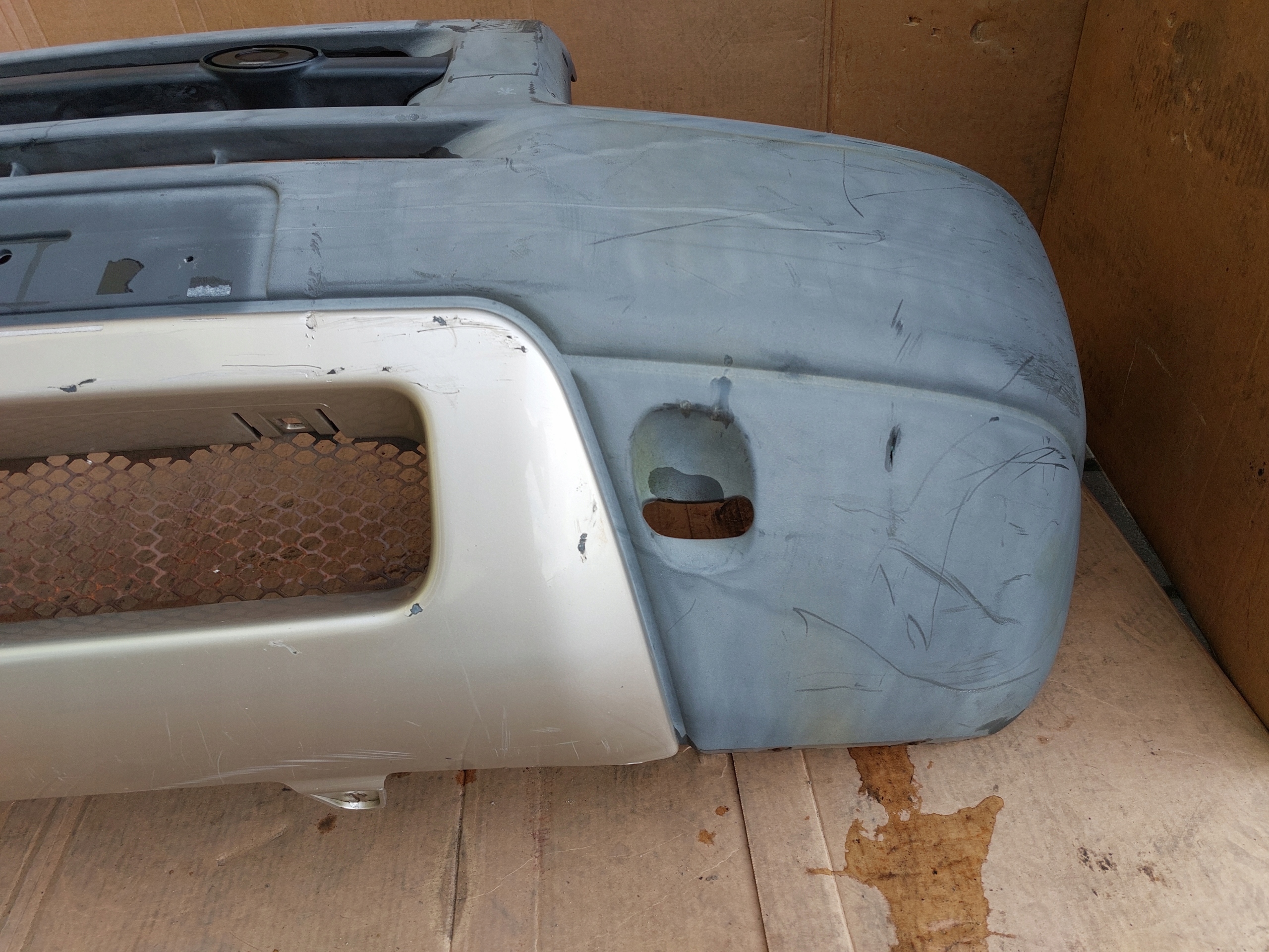 front bumper LAND ROVER FREELANDER and