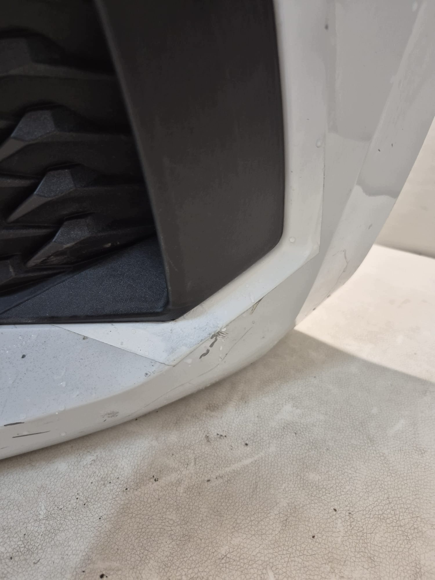 SKODA SCALA LIFT 23-> bumper front front PDC