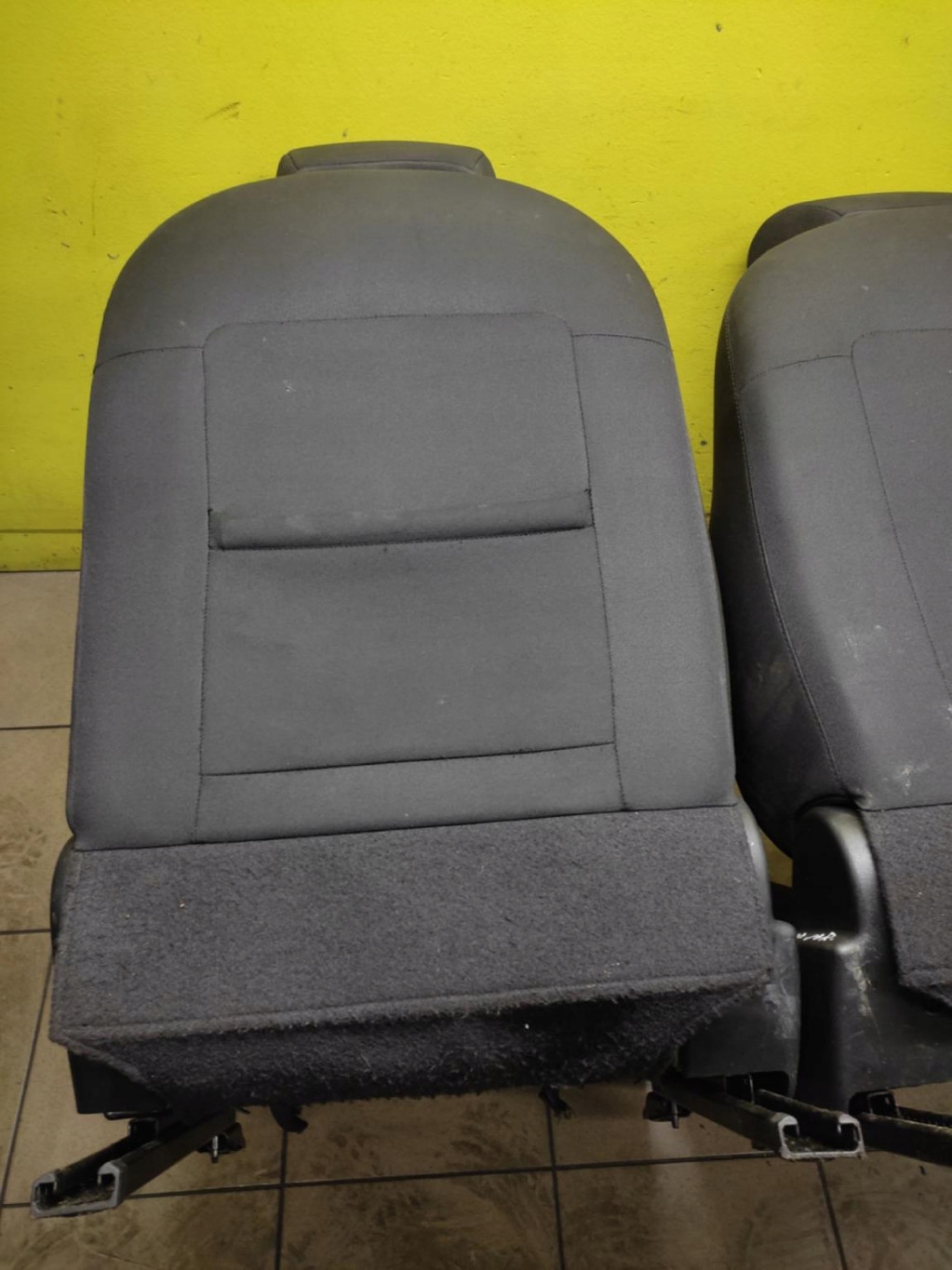 HYUNDAI I20 seats front