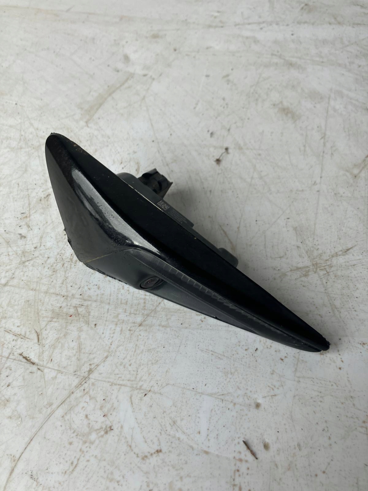 indicator KAMERA of a fender TESLA MODEL S left front