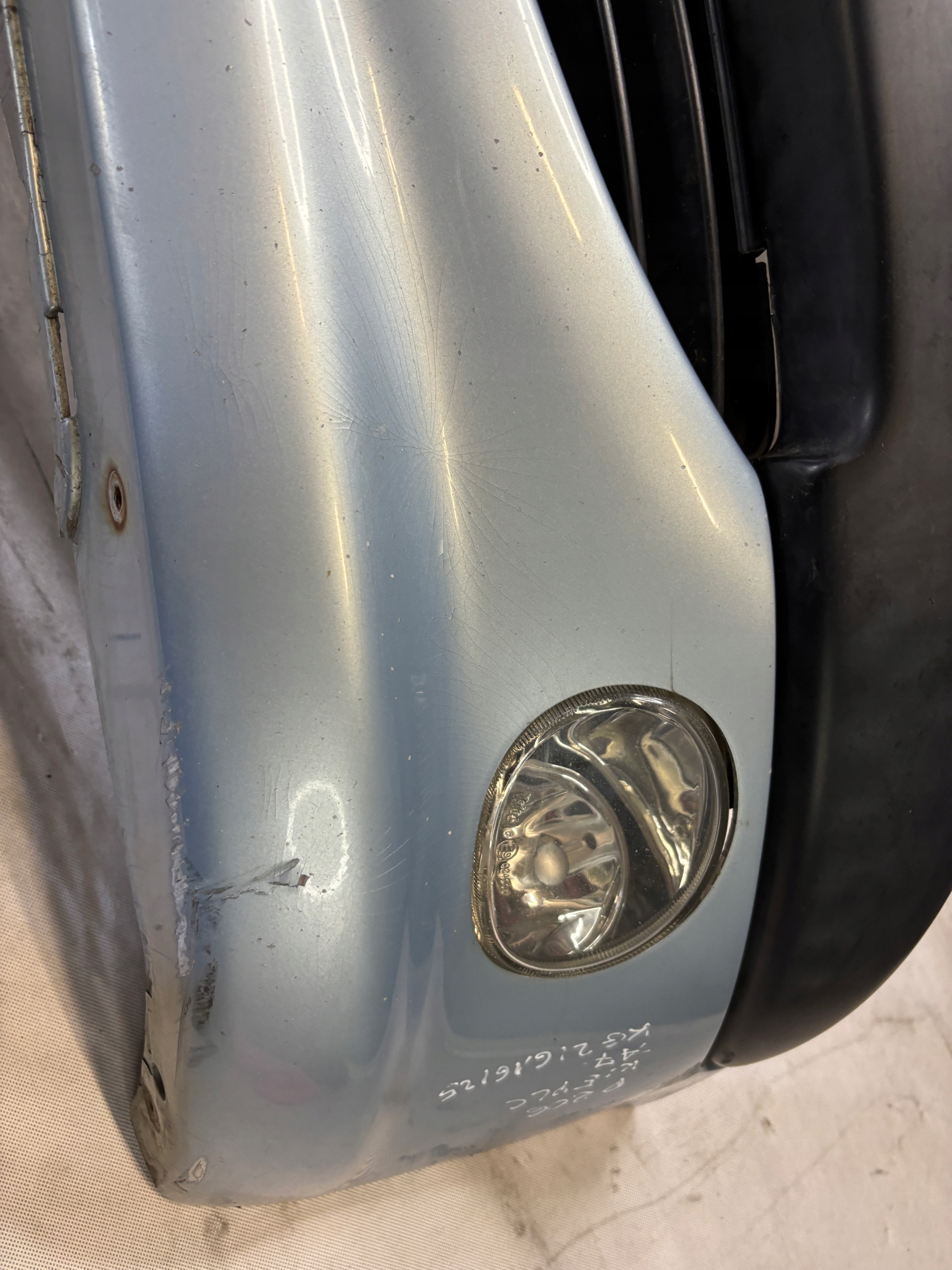 front bumper Peugeot 206 k: EYLC