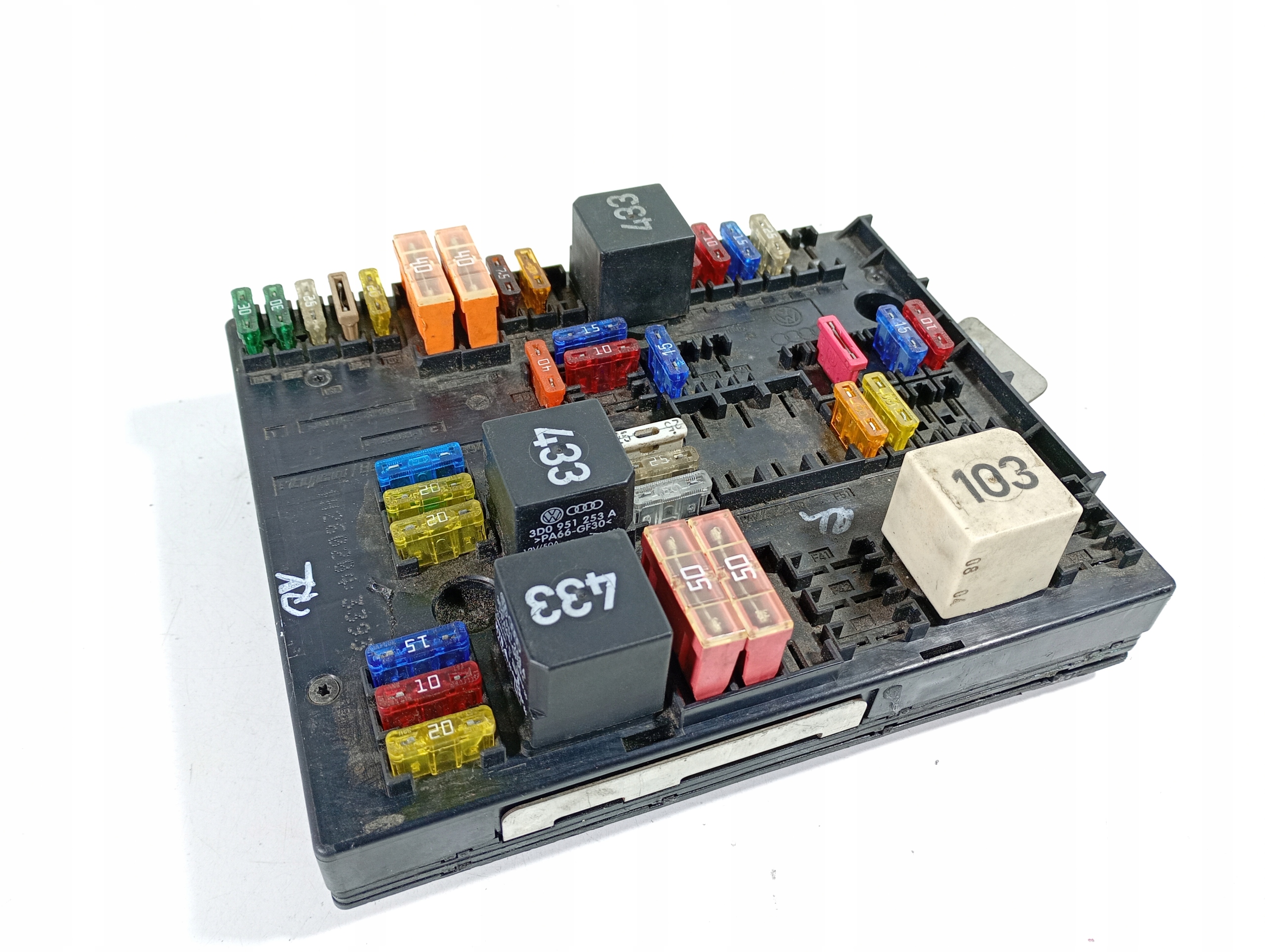 VW CADDY 3 III 04-15 module compartment of fuses