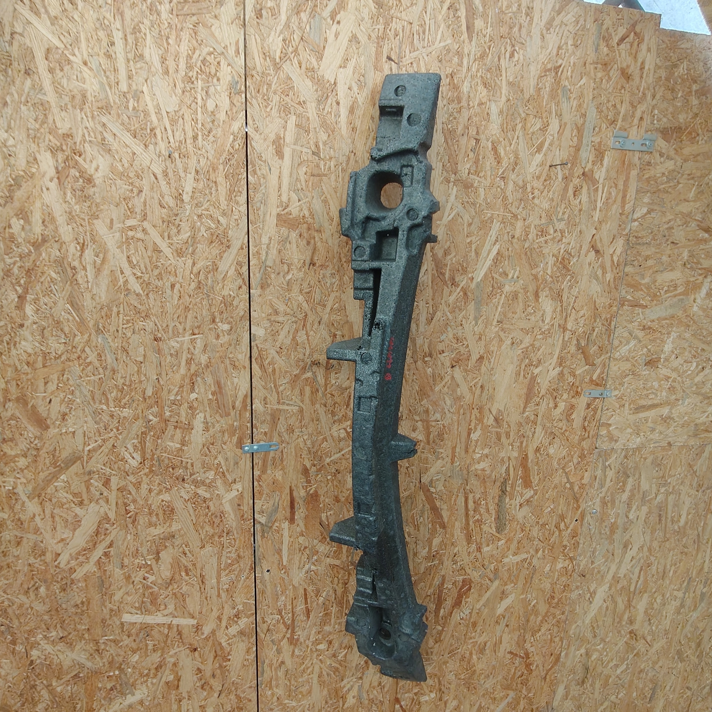 ABSORBER of a bumper front MERCEDES A KLASA A176