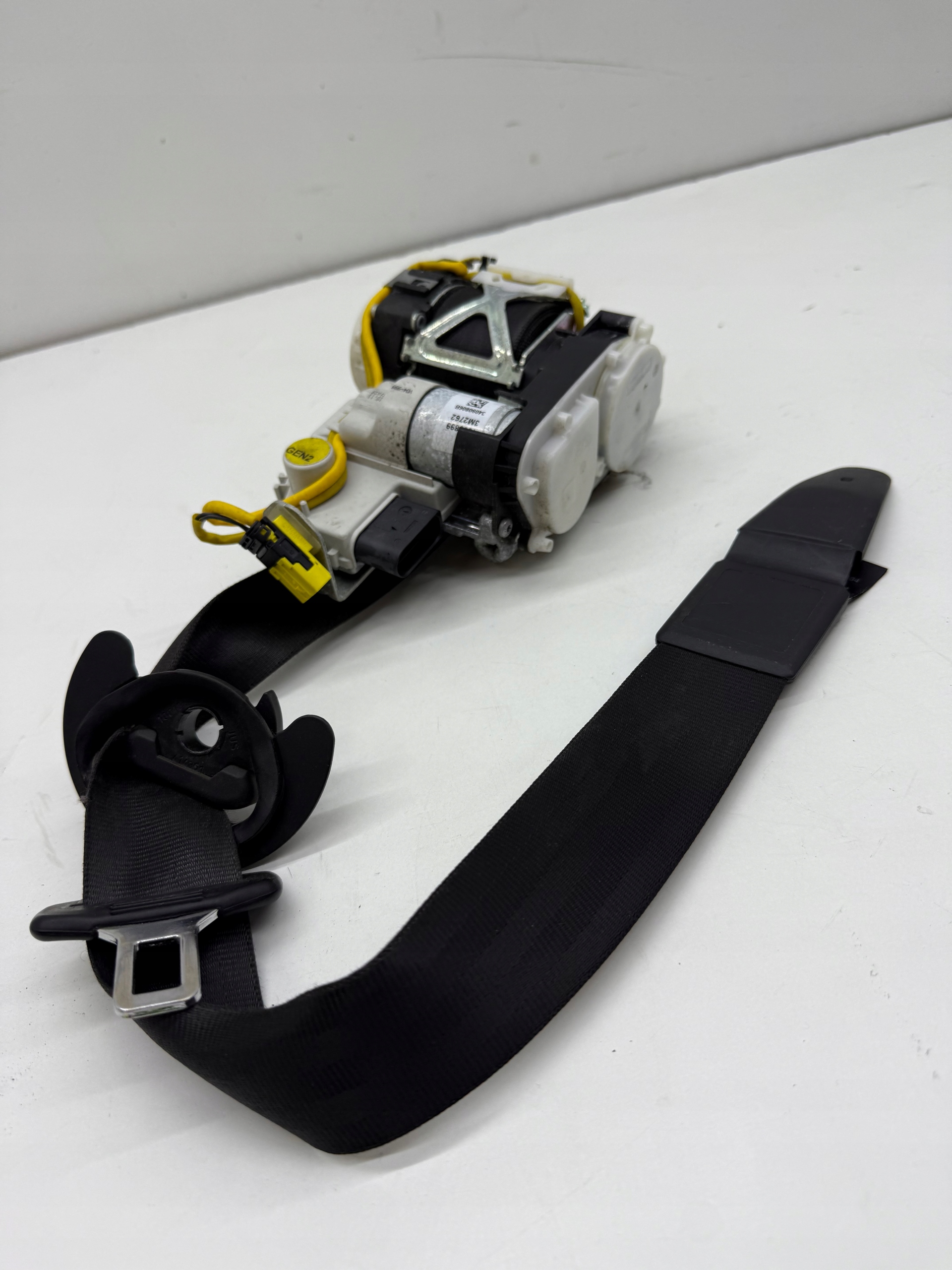 AUDI A7 S7 A6 S6 C7 tension belt safety right front original SPRAWNY!