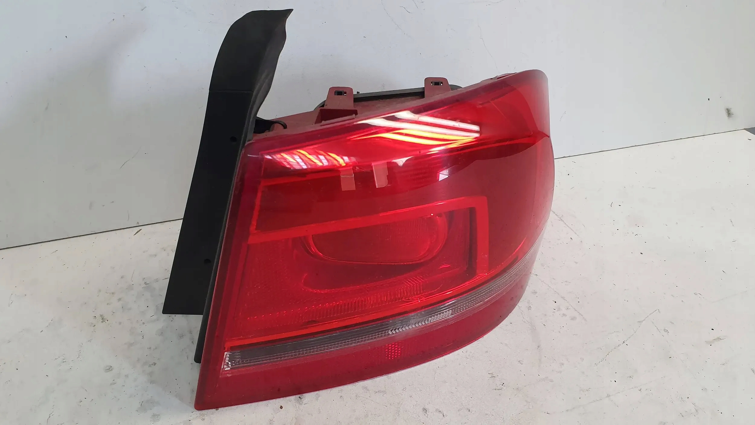 light rear part right 3AE945096F VW PASSAT B7 sedan 10