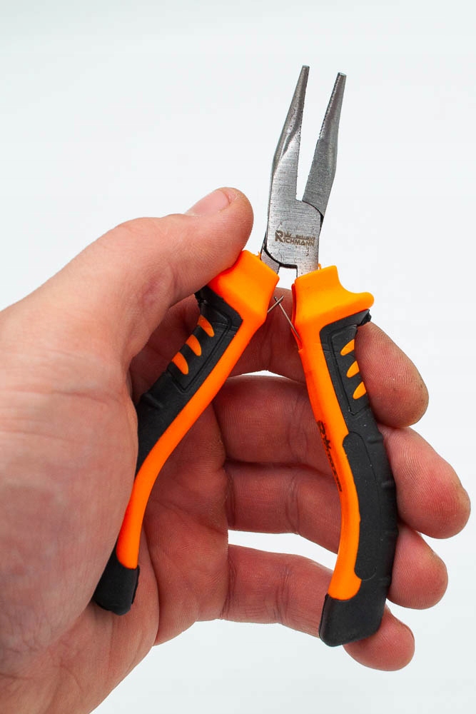 

Kombinerki szczypce zakrzywione Mini 125 MM