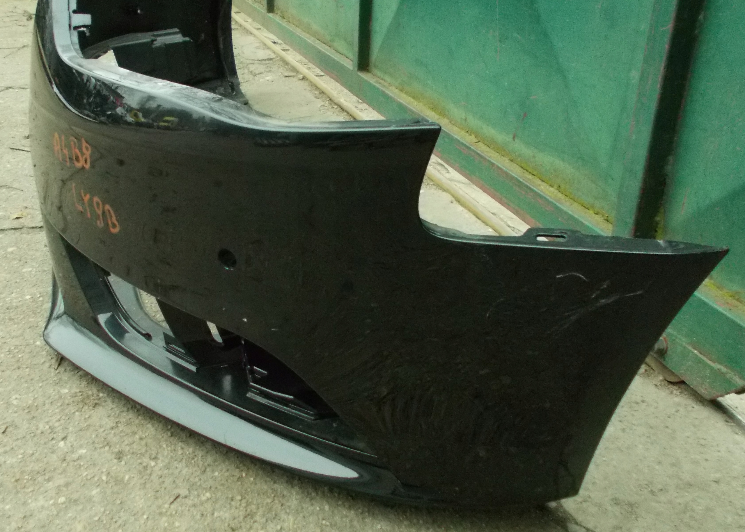 AUDI A4 B8 FL 14R bumper front front LY9B