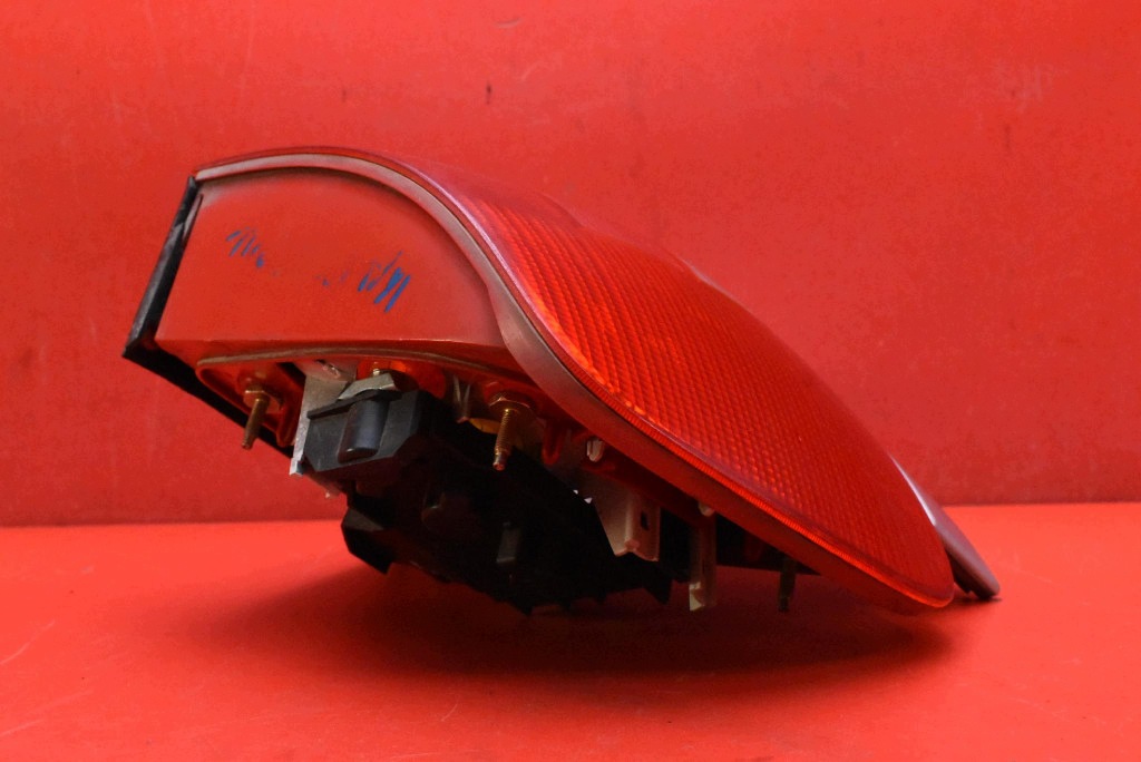 light left rear part rear 8D0945095G AUDI A4 B5 sedan 97-01