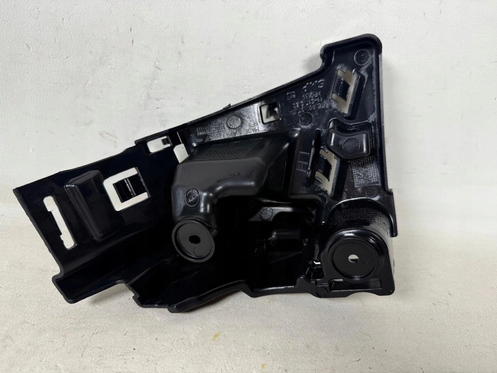 Seat Leon IV bumper bracket holder rear part 5FE807377A