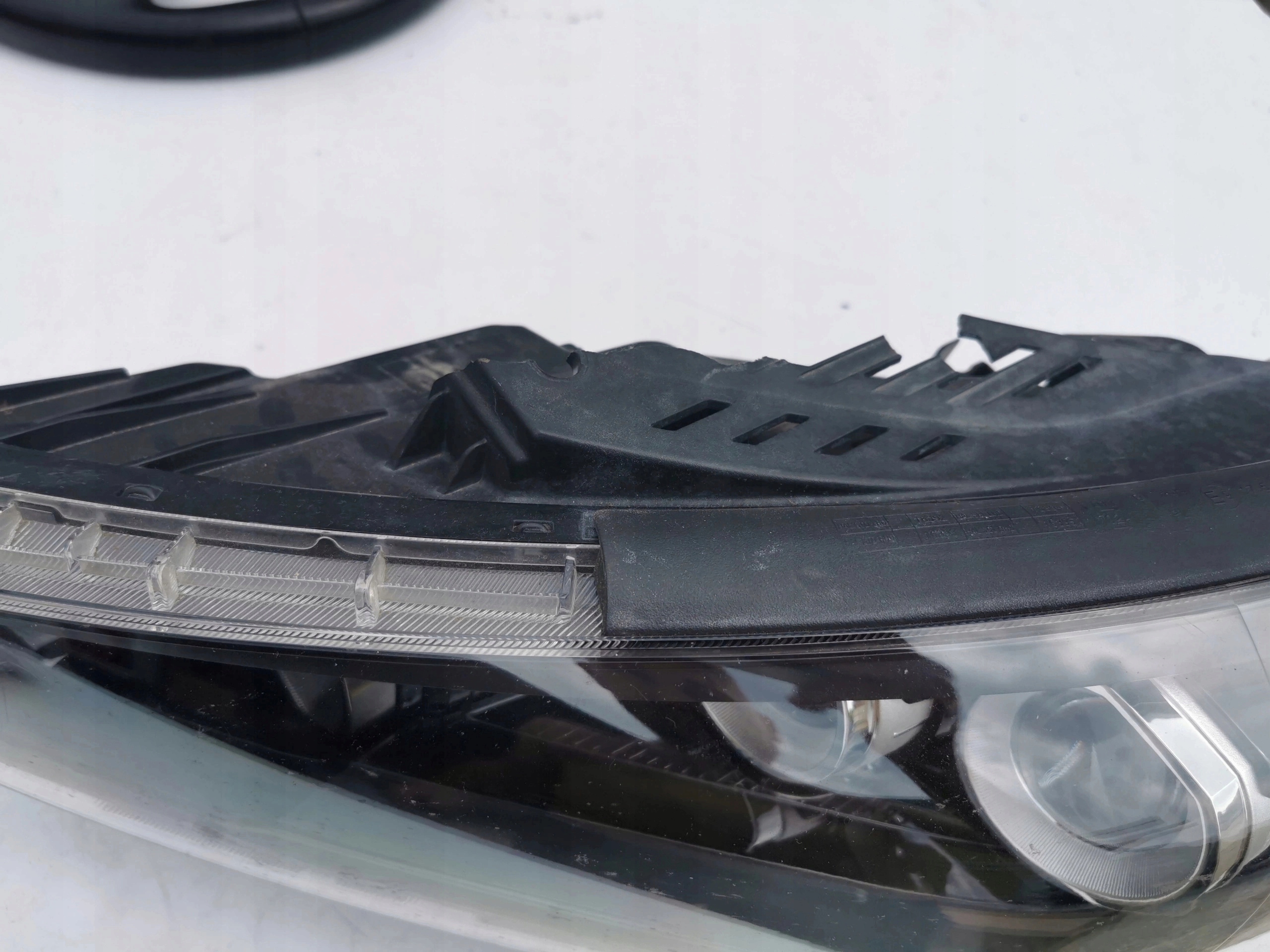 HYUNDAI I30 LIFT G4921-21050 light front left L