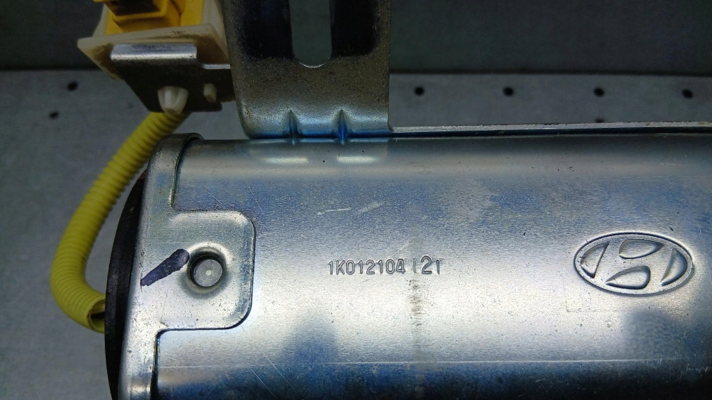 подушка пассажира Hyundai и 05R 1.6b 84560-17000