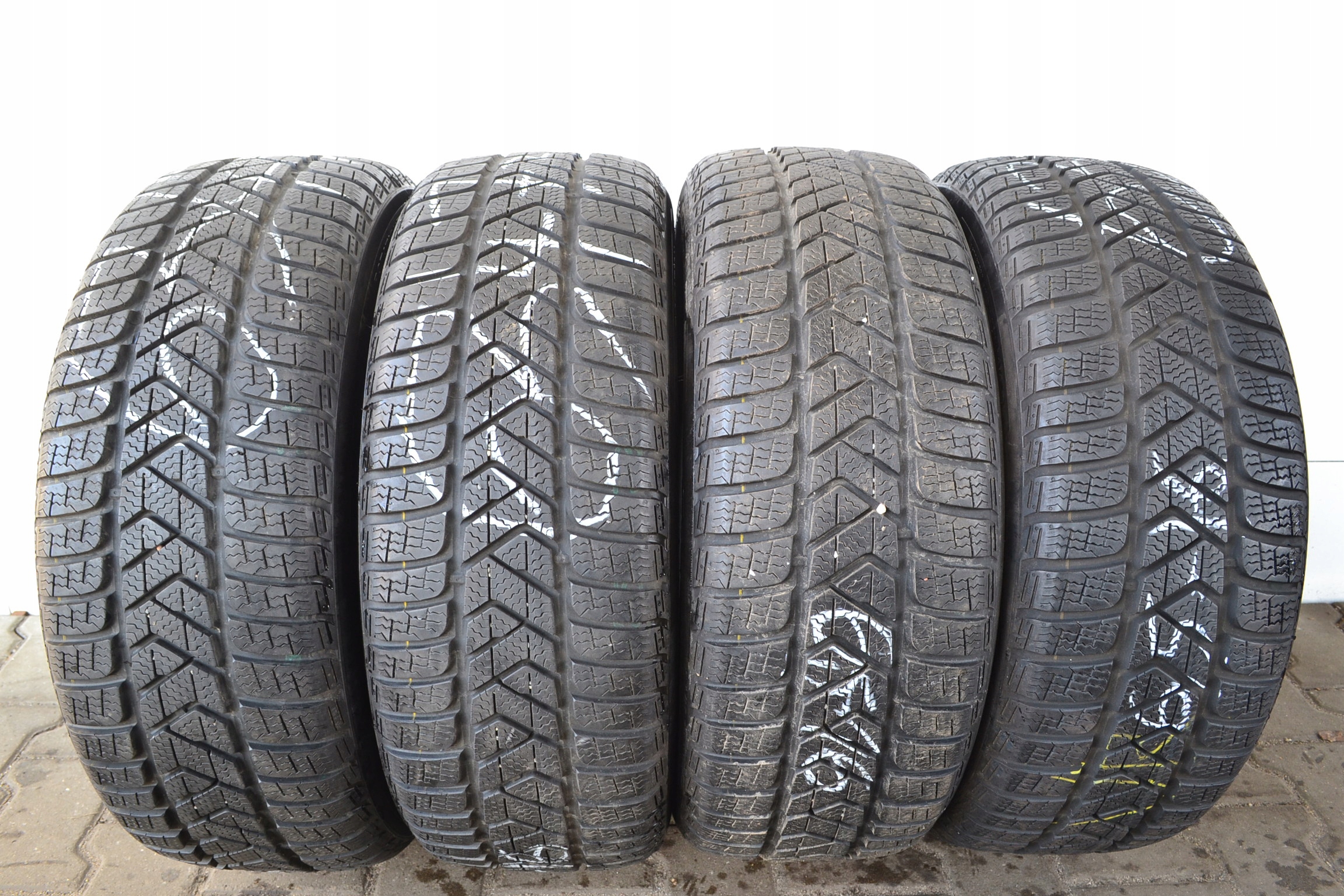 215/60R16 99H PIRELLI SOTTOZERO 3 x4szt 6347z