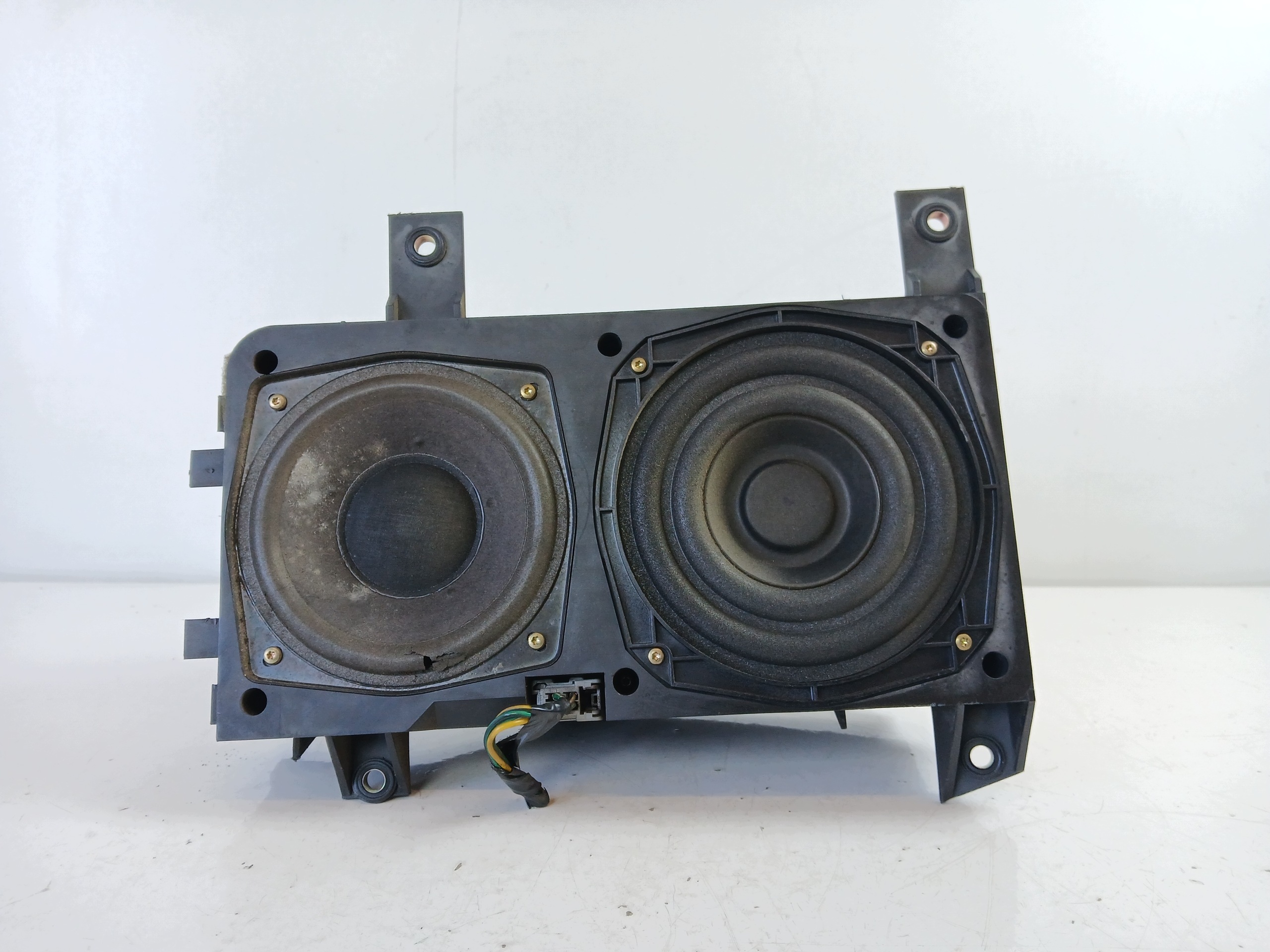 VOLVO V40 S40 a reprák SUBWOOFER 30858461
