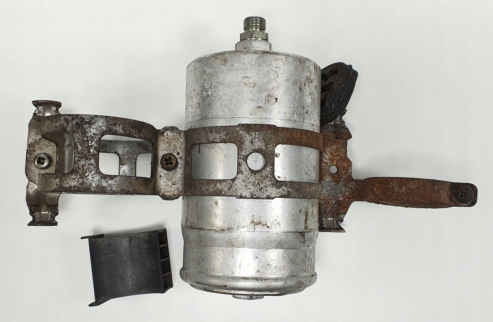 Топливный фильтр крепление MERCEDES W124