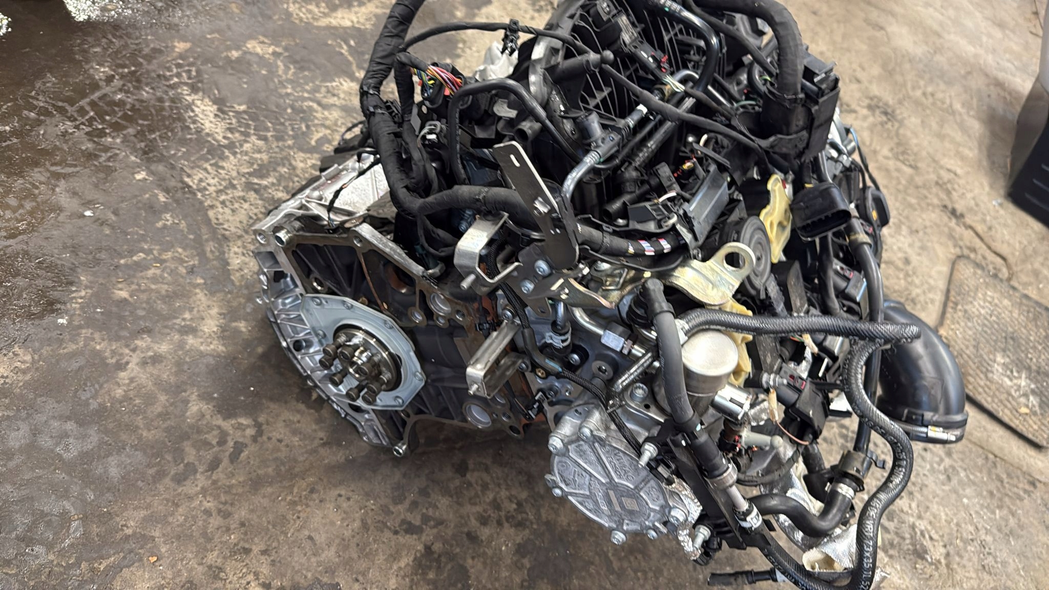 engine complete AUDI 2.0 TFSI 2TYS KM DMS
