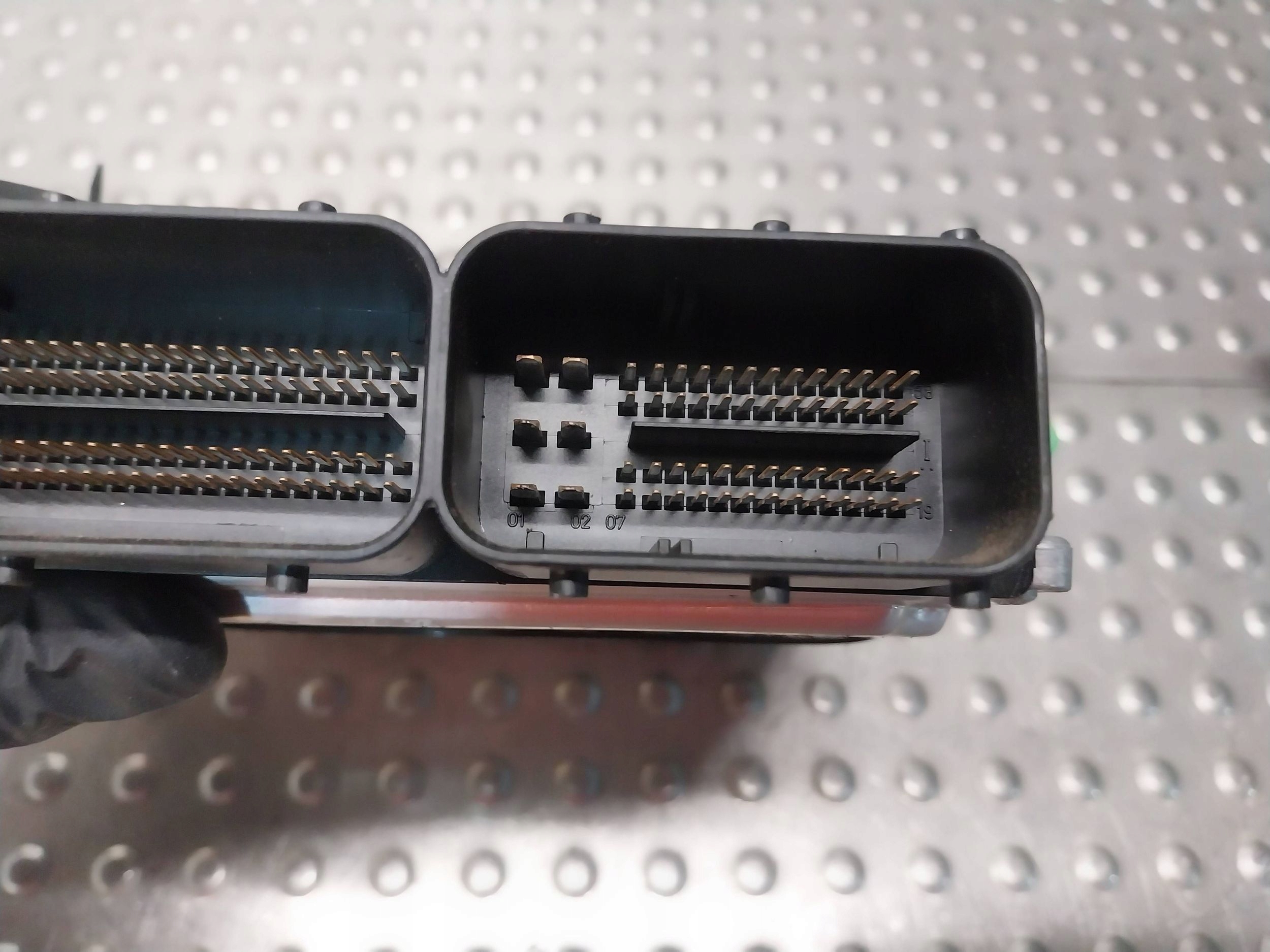 computer control unit of the engine 7811701 0281015042 BMW E81 E82 E87 E90 E91 2.0D
