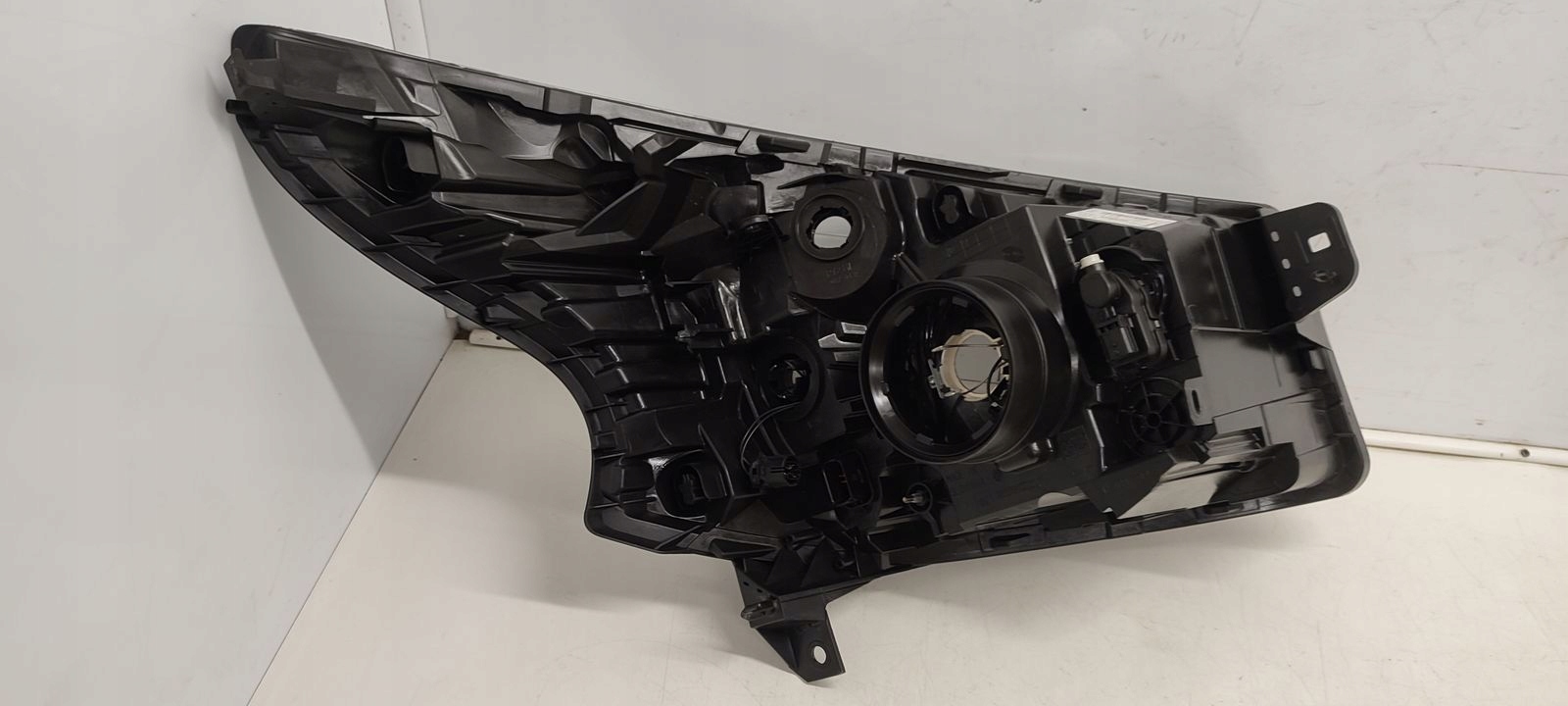 light front front left Renault Trafic III