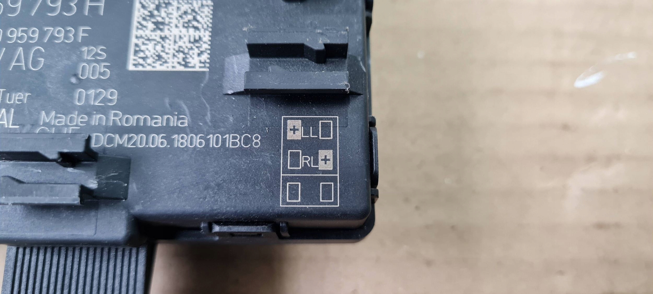 S5 8W A5 module control unit door front 4M0959793H A4 B9 8W S4